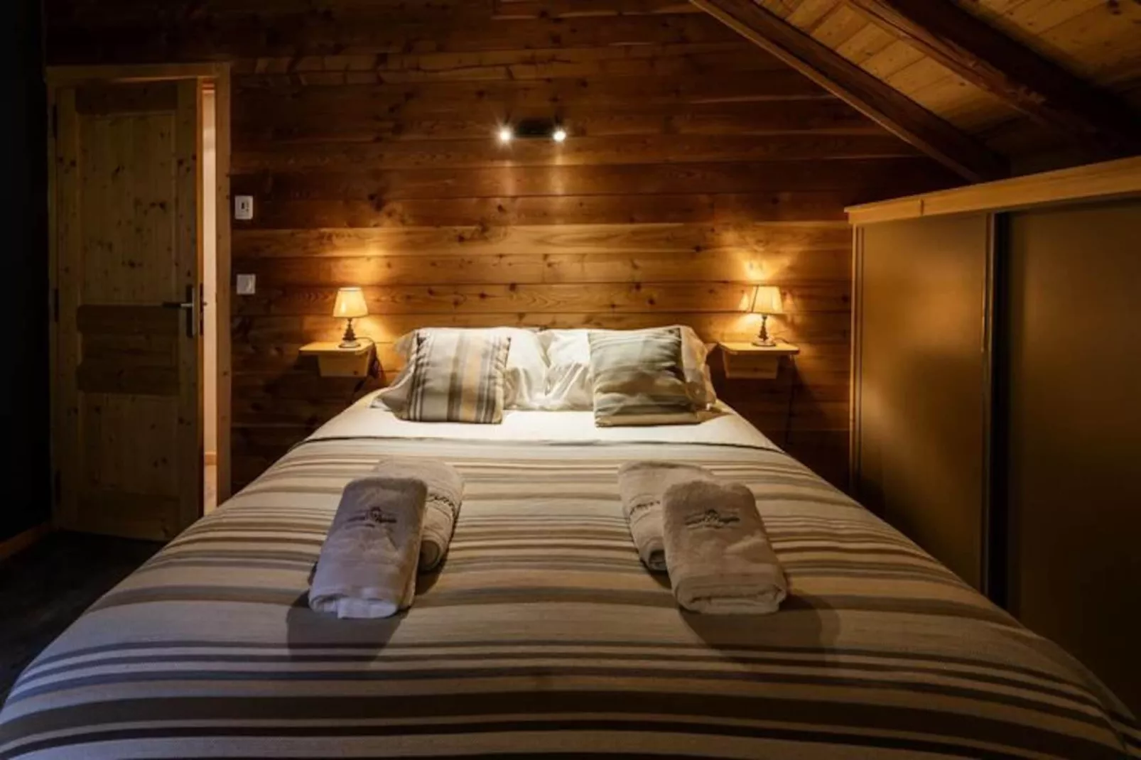 Les Chalets D'adrien-Niet-getagd