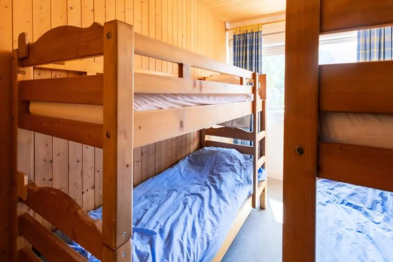 Résidence Les Caquelons-Niet-getagd