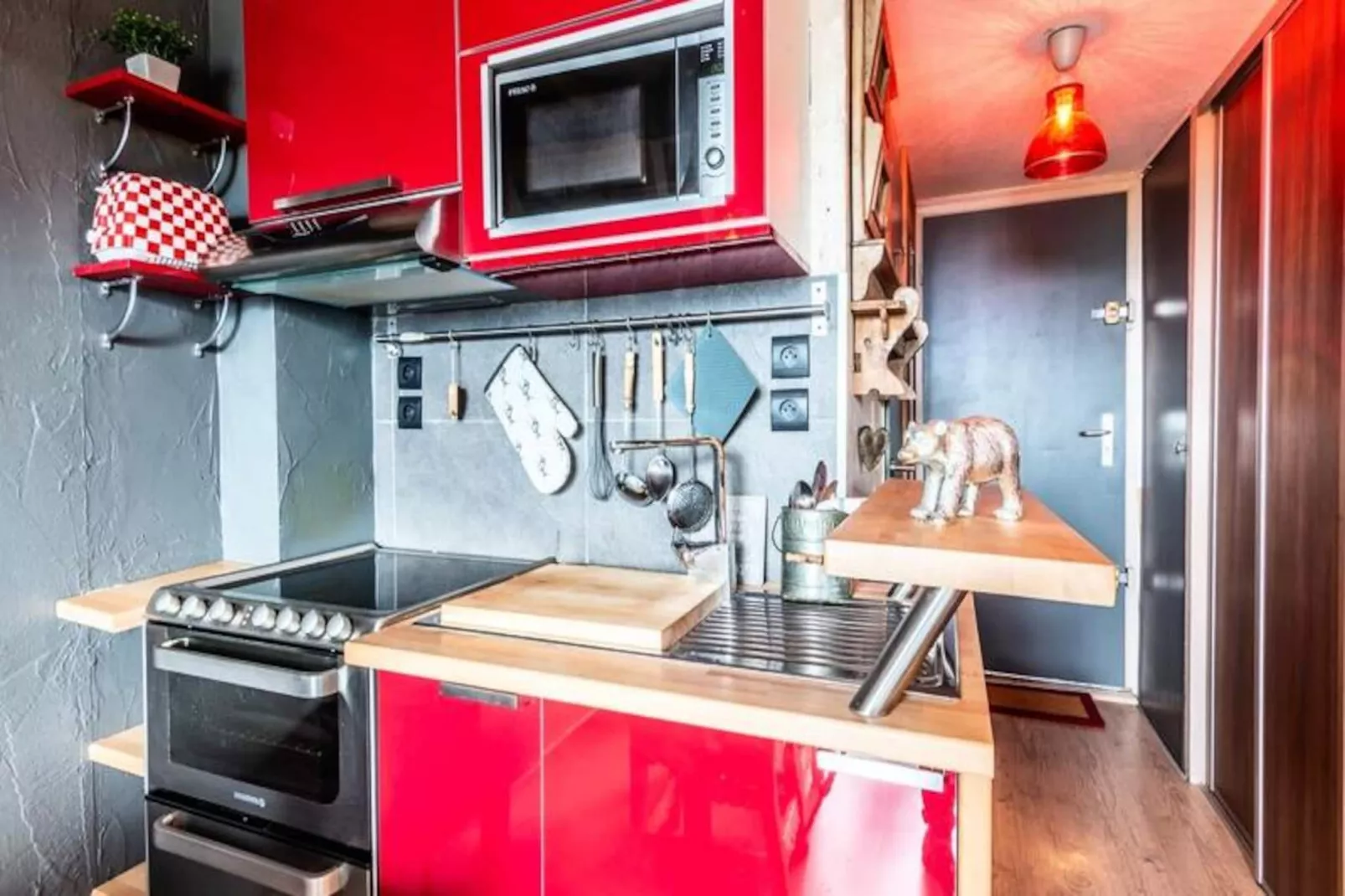 Slow Chalet Montblanc Soleil Sur Les Pistes Ascenseur Balcon, Vue, Parking-Niet-getagd