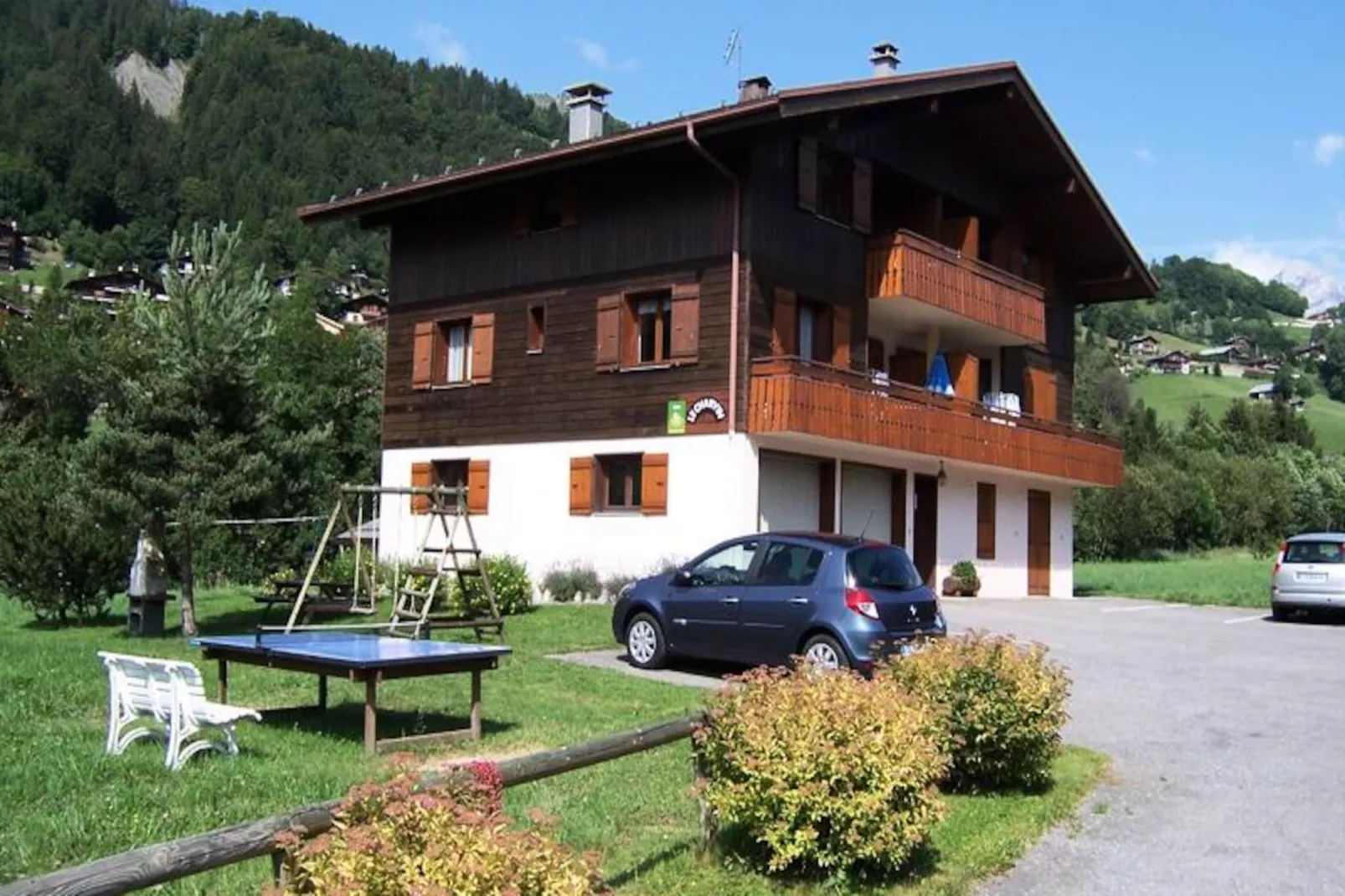 Résidence Charvin N°1-Niet-getagd