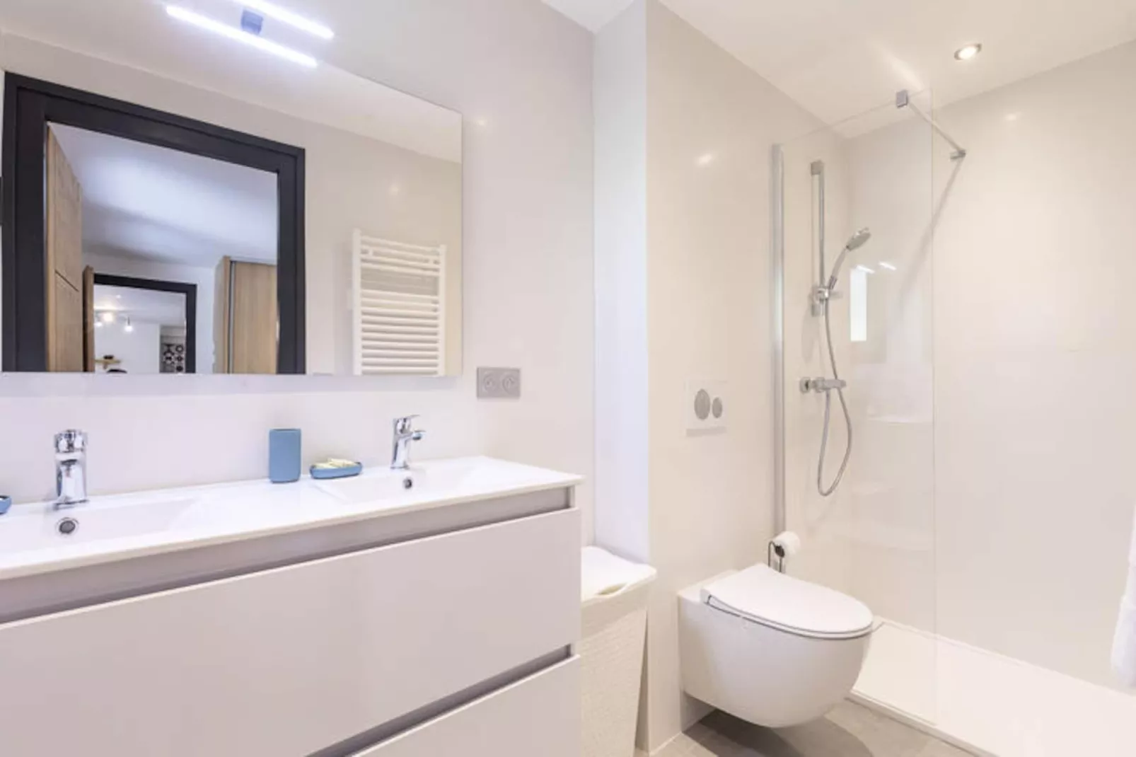 Résidence Samance N°2-Niet-getagd