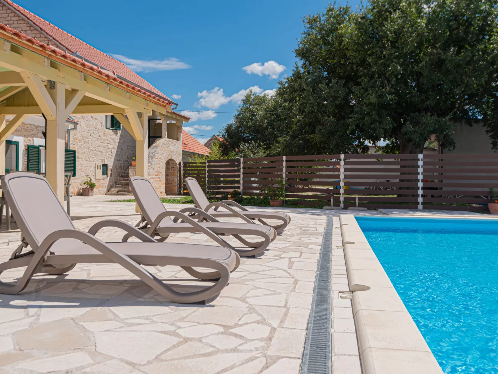 Rural Villa Olive Krka-Buiten