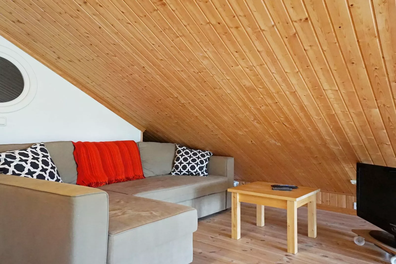 Vakantiehuis aan zee bij Gullmarsfjord-Binnen