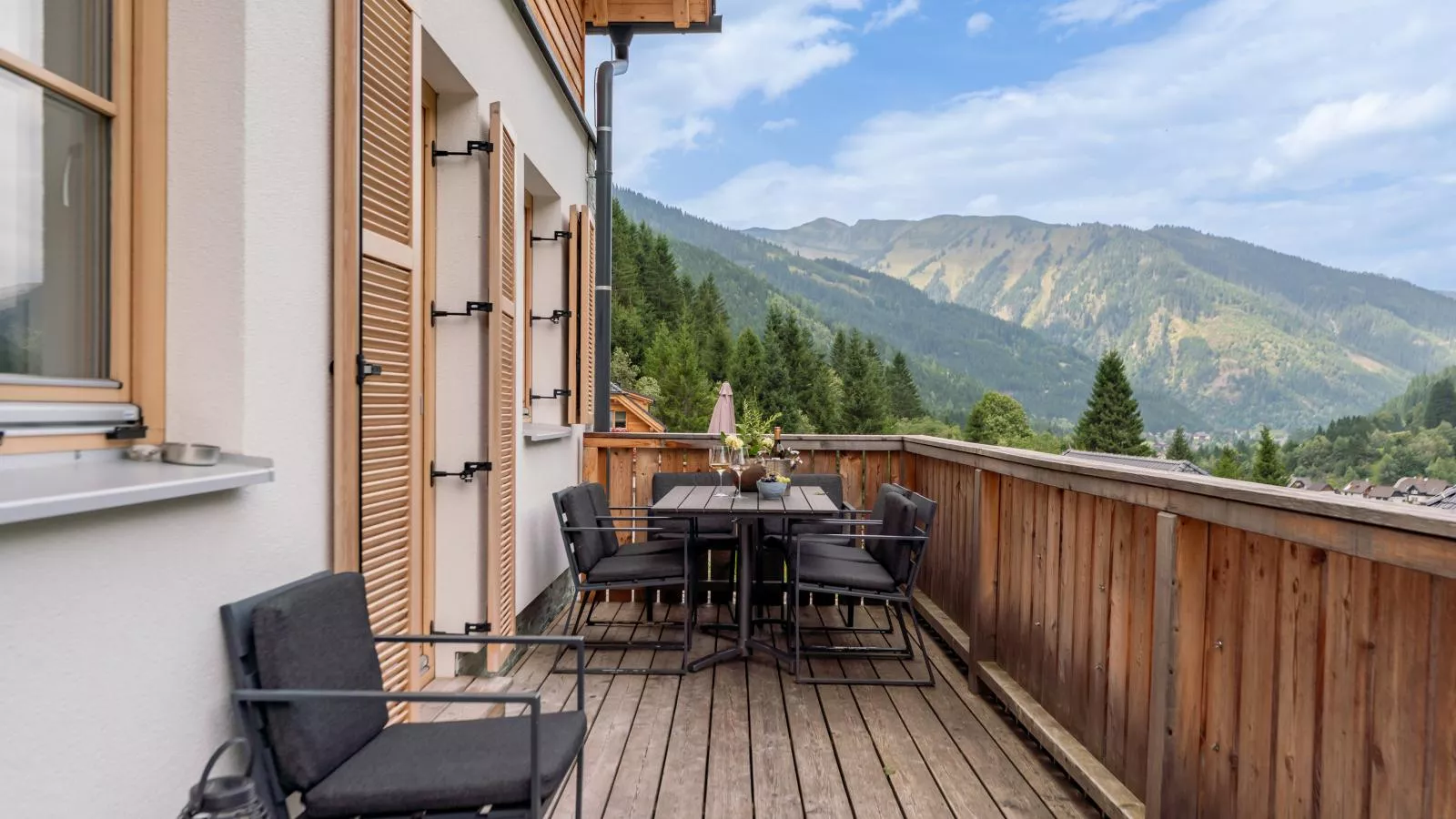 Haus Ganbei-Terrasbalkon