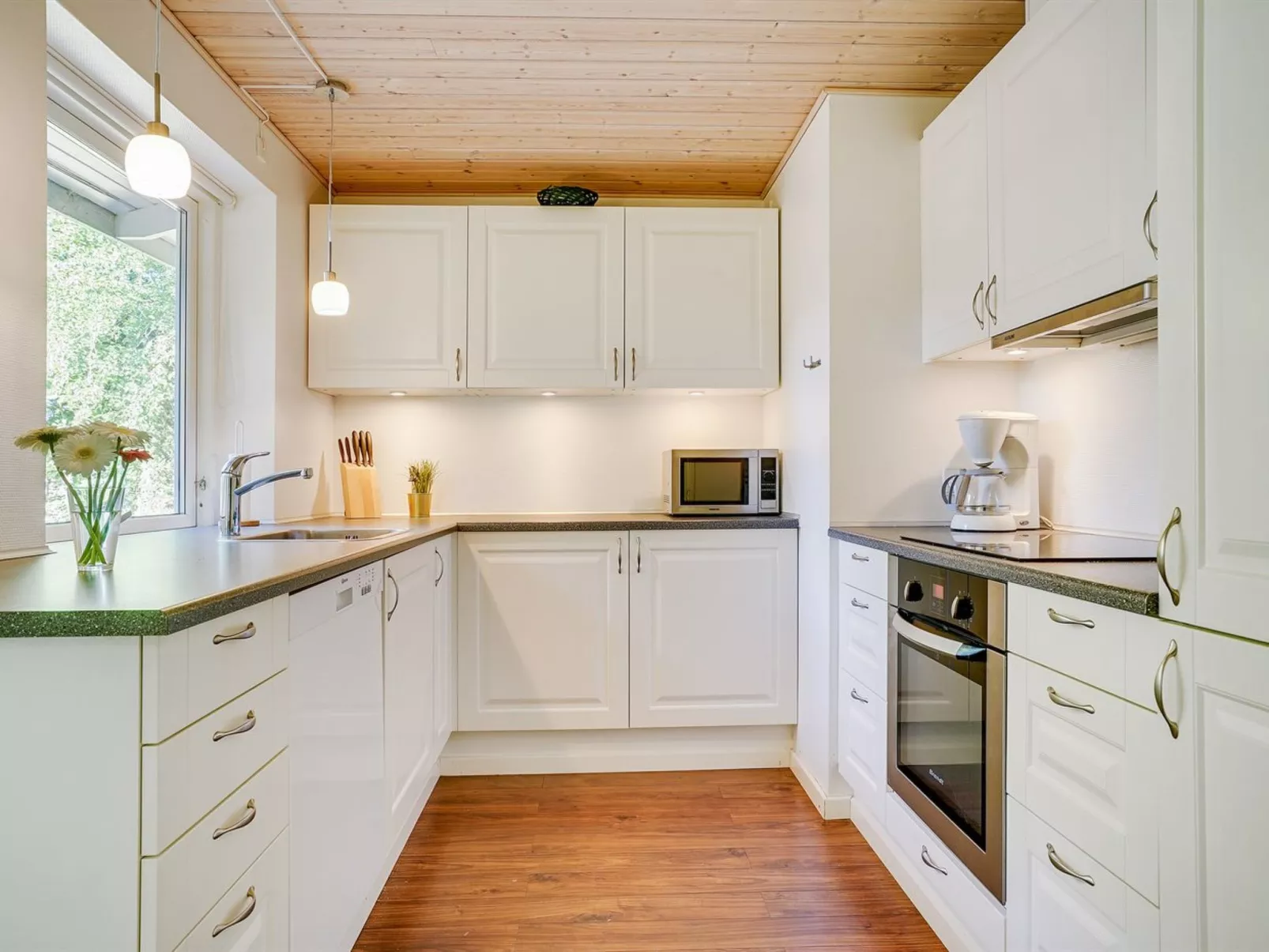 "Epke" - 250m from the sea-Binnen