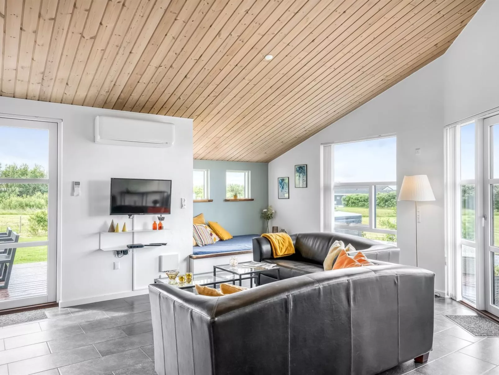 "Selke" - 300m to the fjord-Binnen