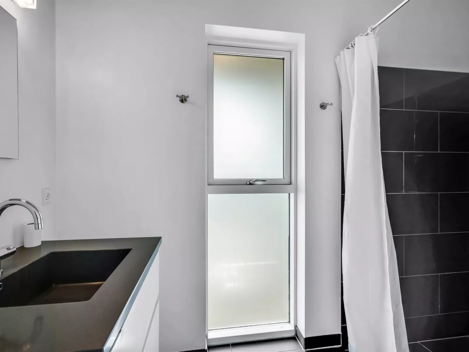 "Meino" - 1.4km from the sea-Binnen