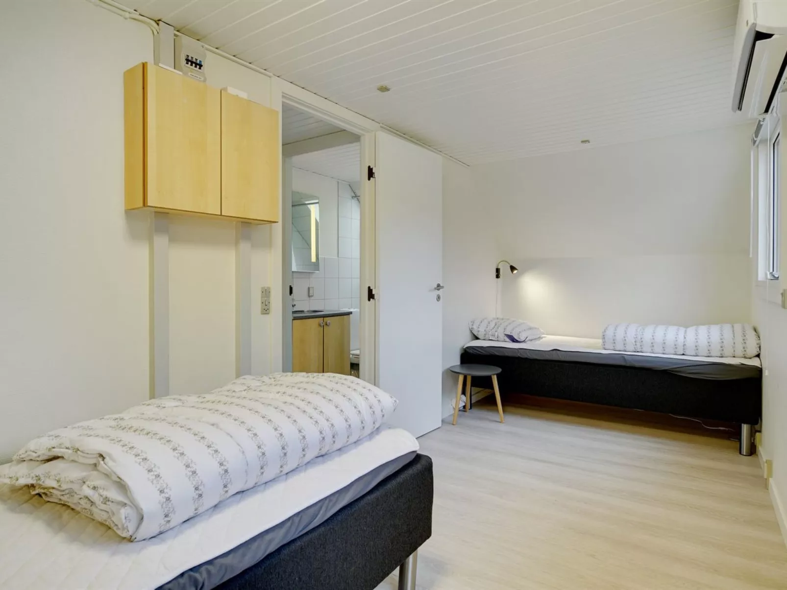 "Ingalil" - 650m from the sea-Binnen