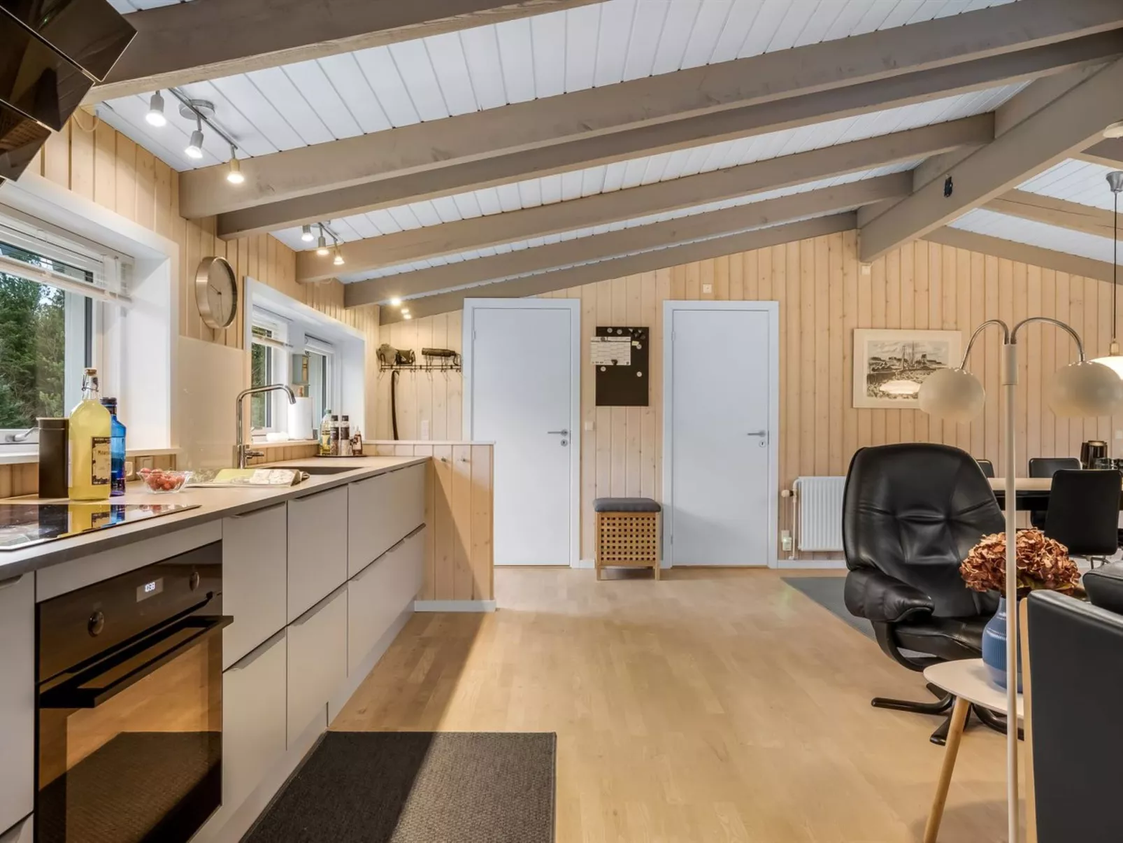 "Bia" - 250m from the sea-Binnen