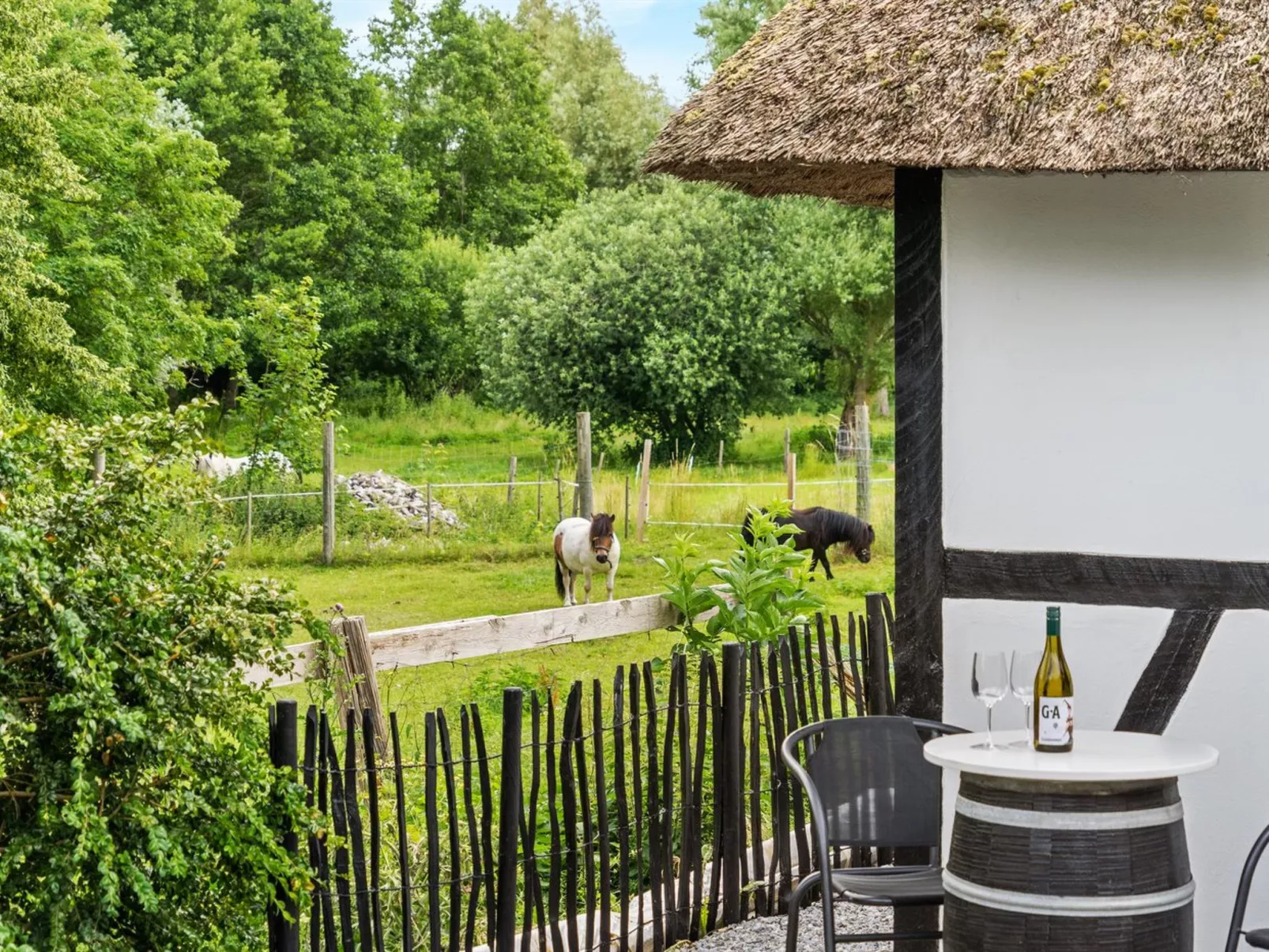 "Maileen" - 2.1km to the fjord-Buiten