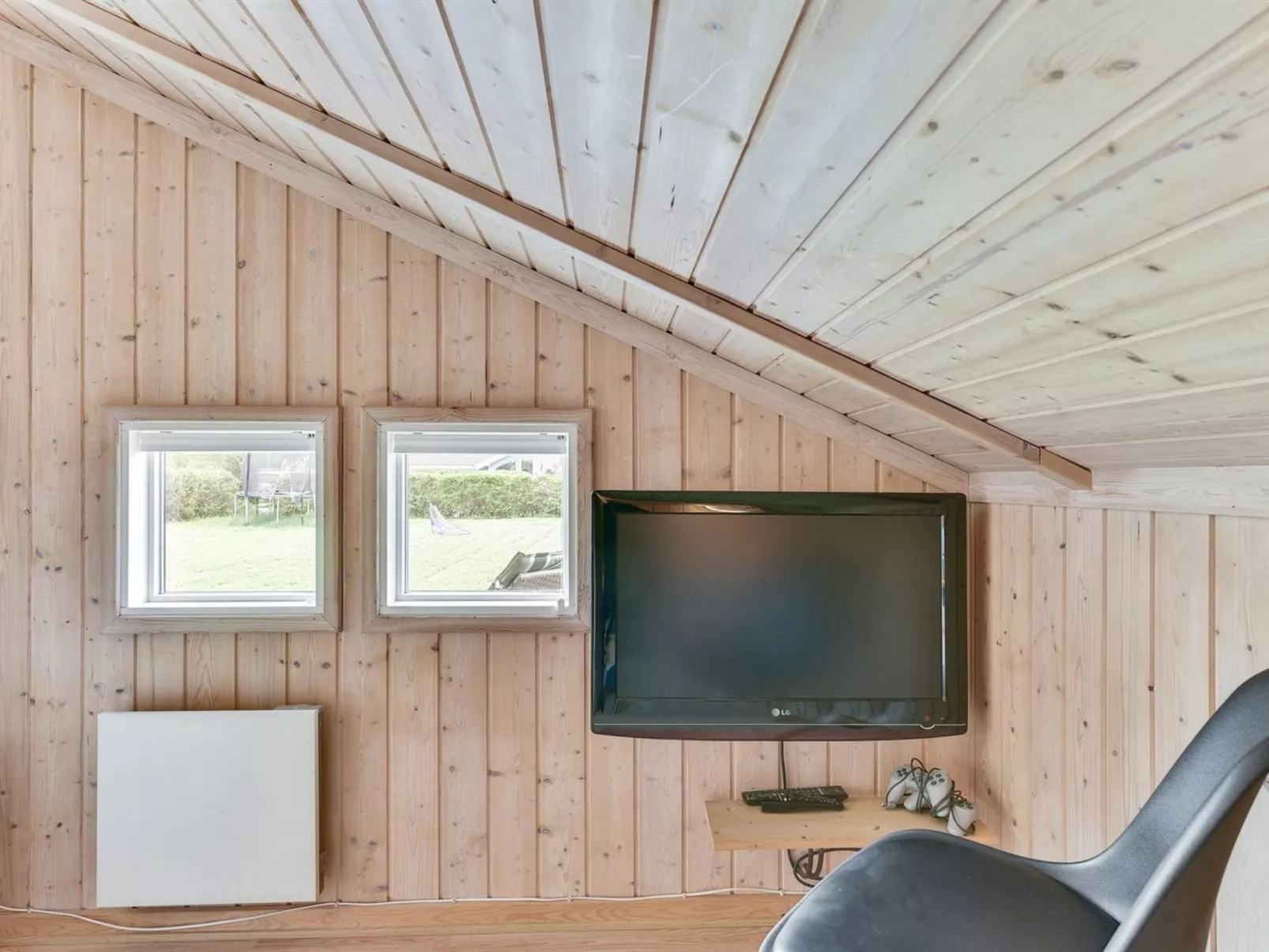 "Tore" - 200m from the sea-Binnen