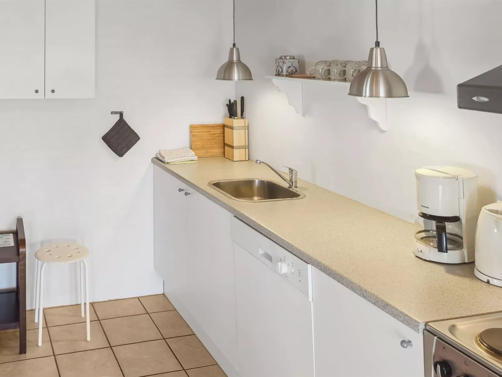 "Elef" - 2.0km from the sea-Binnen