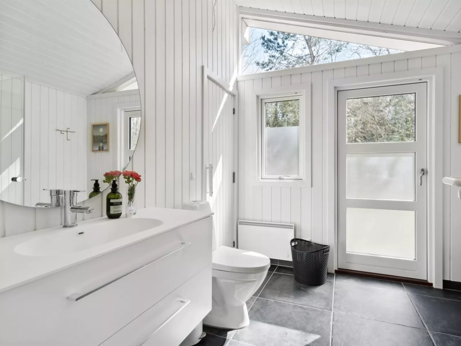 "Nicklas" - 2km from the sea-Binnen