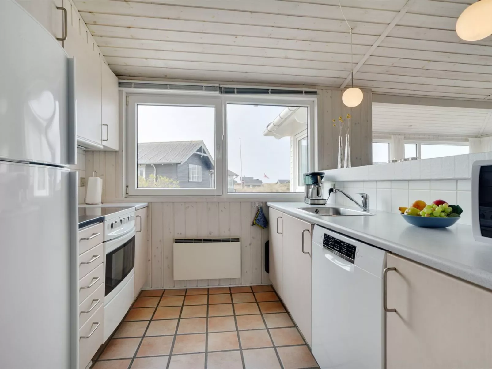 "Nyssa" - 350m from the sea-Binnen