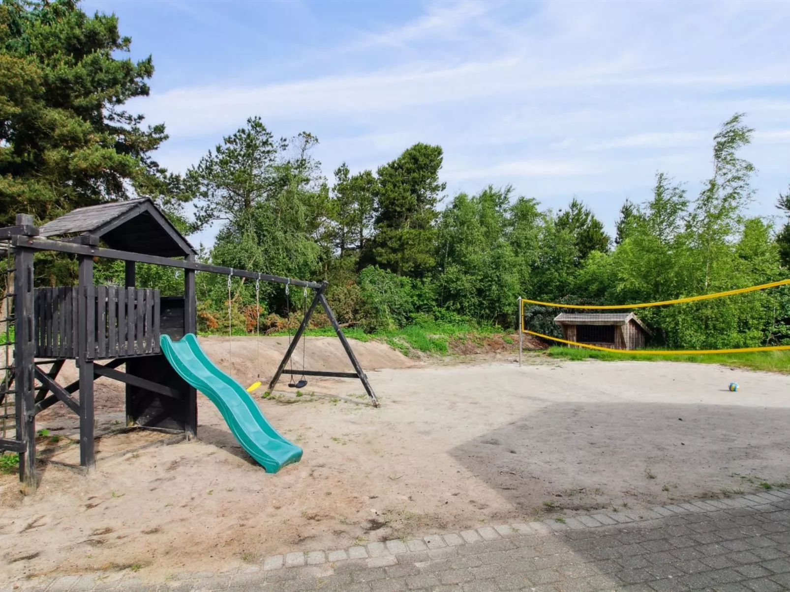 "Nael" - 1.6km from the sea-Buiten