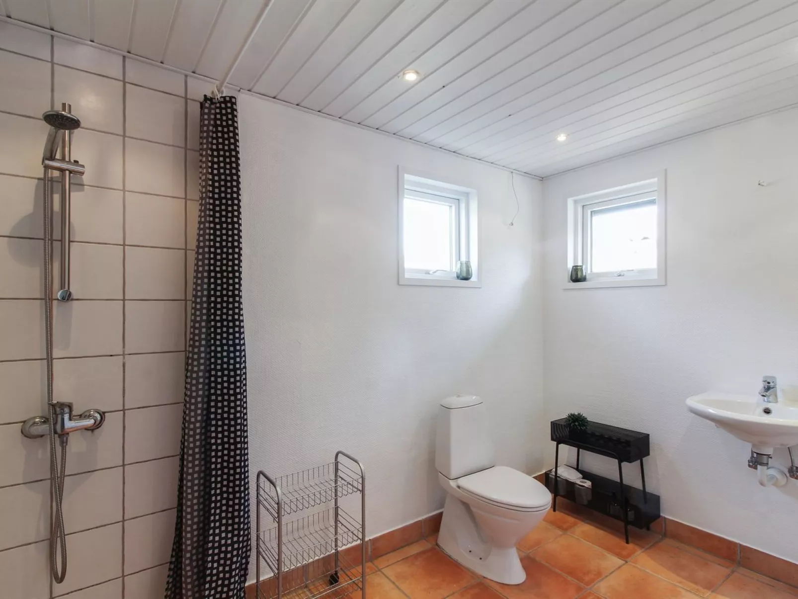 "Aved" - 350m from the sea-Binnen