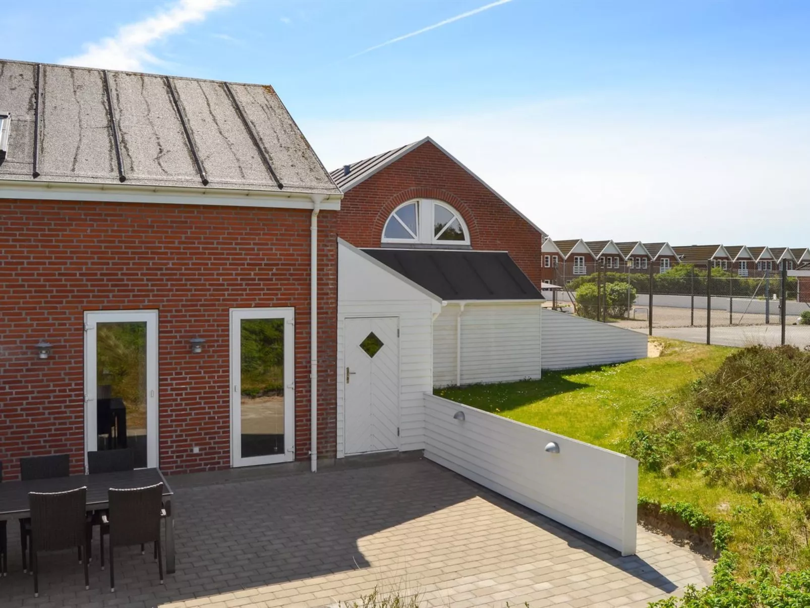 "Alvild" - 2.3km from the sea-Buiten