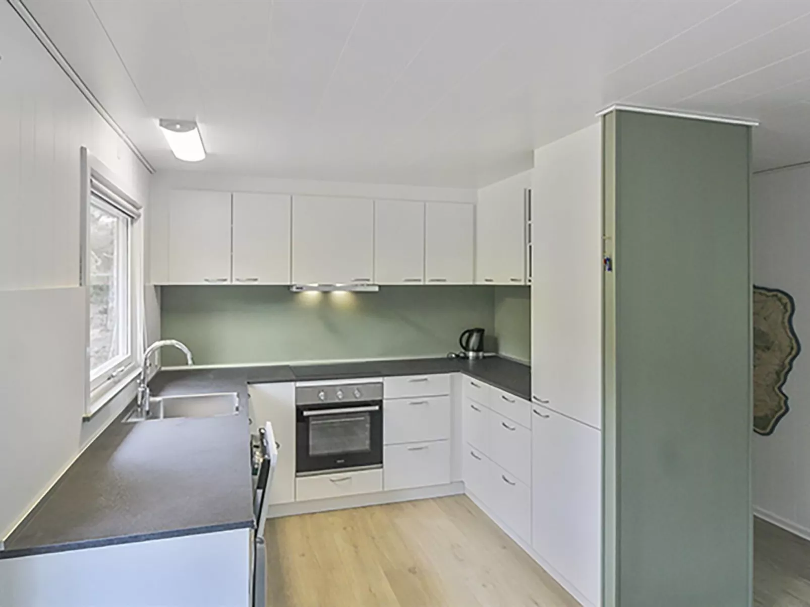 "Michel" - 300m from the sea-Binnen