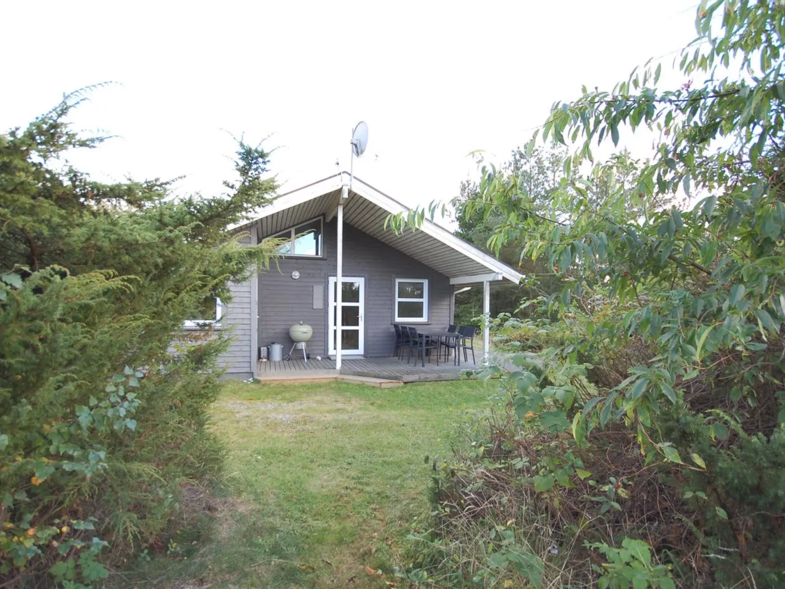 "Jaakob" - 4km from the sea-Buiten