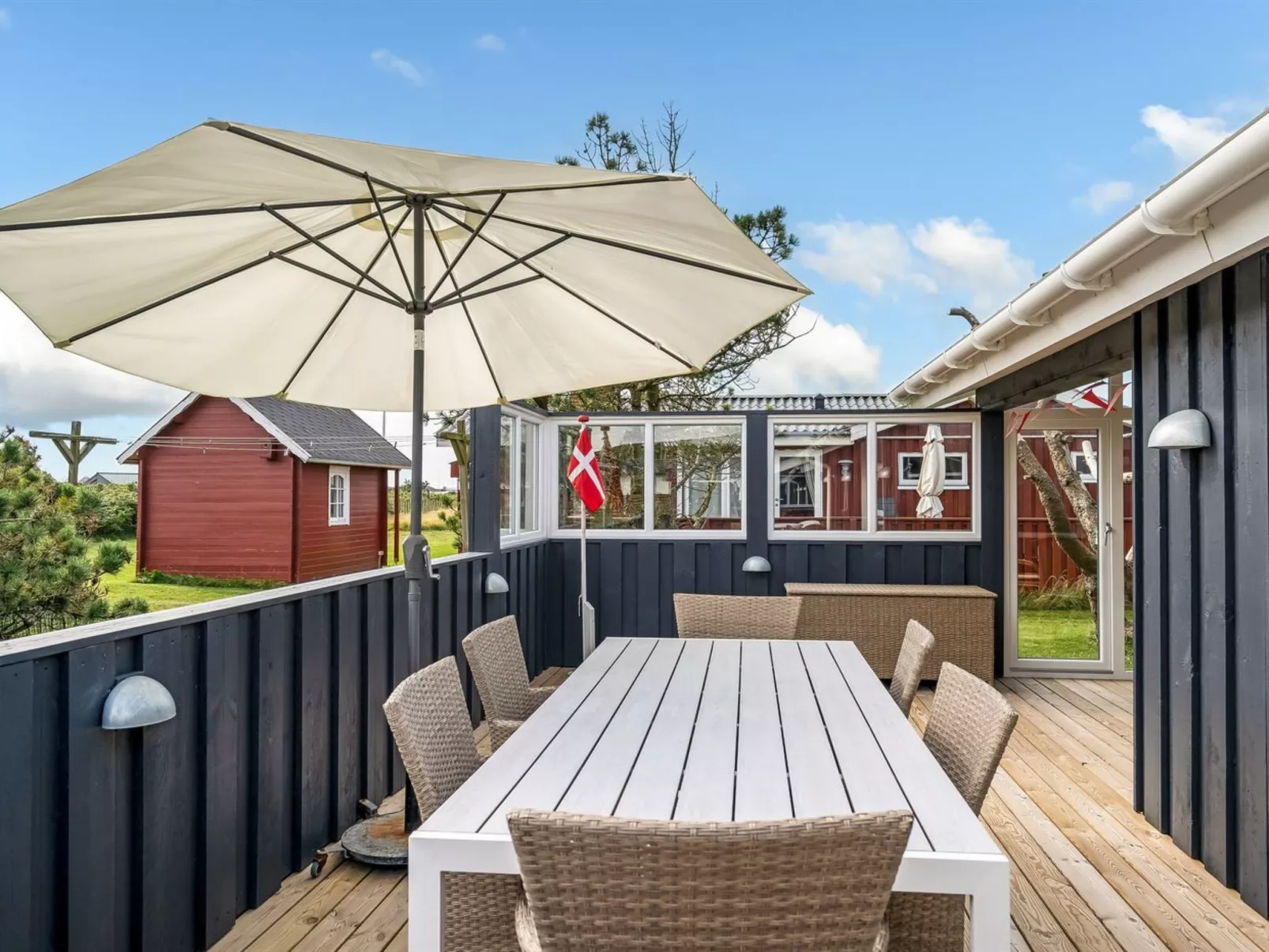 "Hælf" - 400m from the sea-Buiten