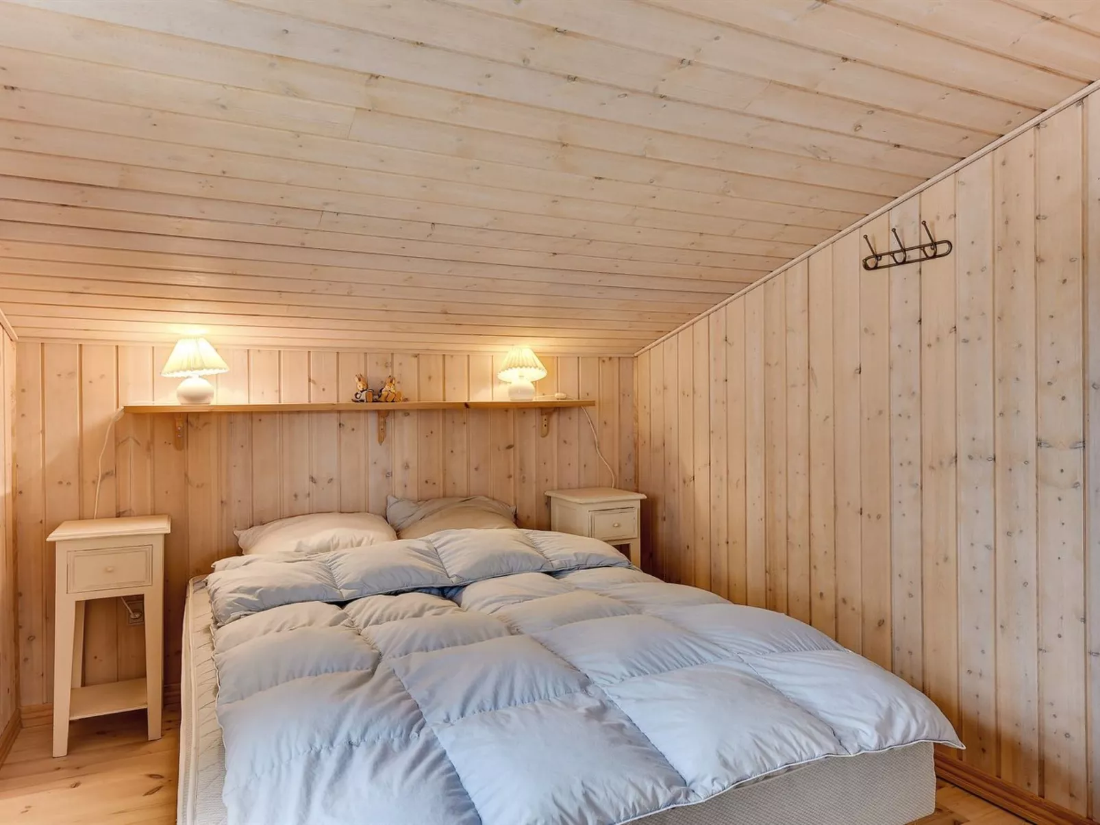 "Dortea" - 600m from the sea-Binnen