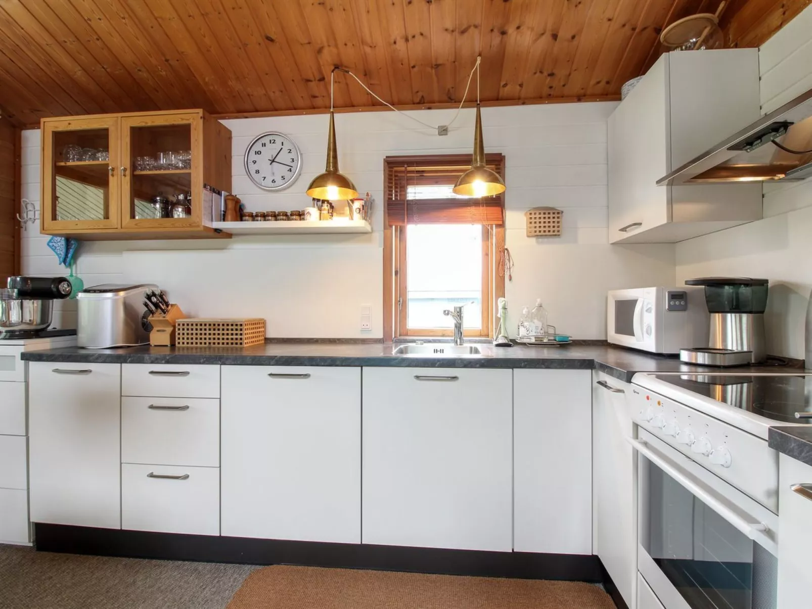 "Ele" - 900m from the sea-Binnen