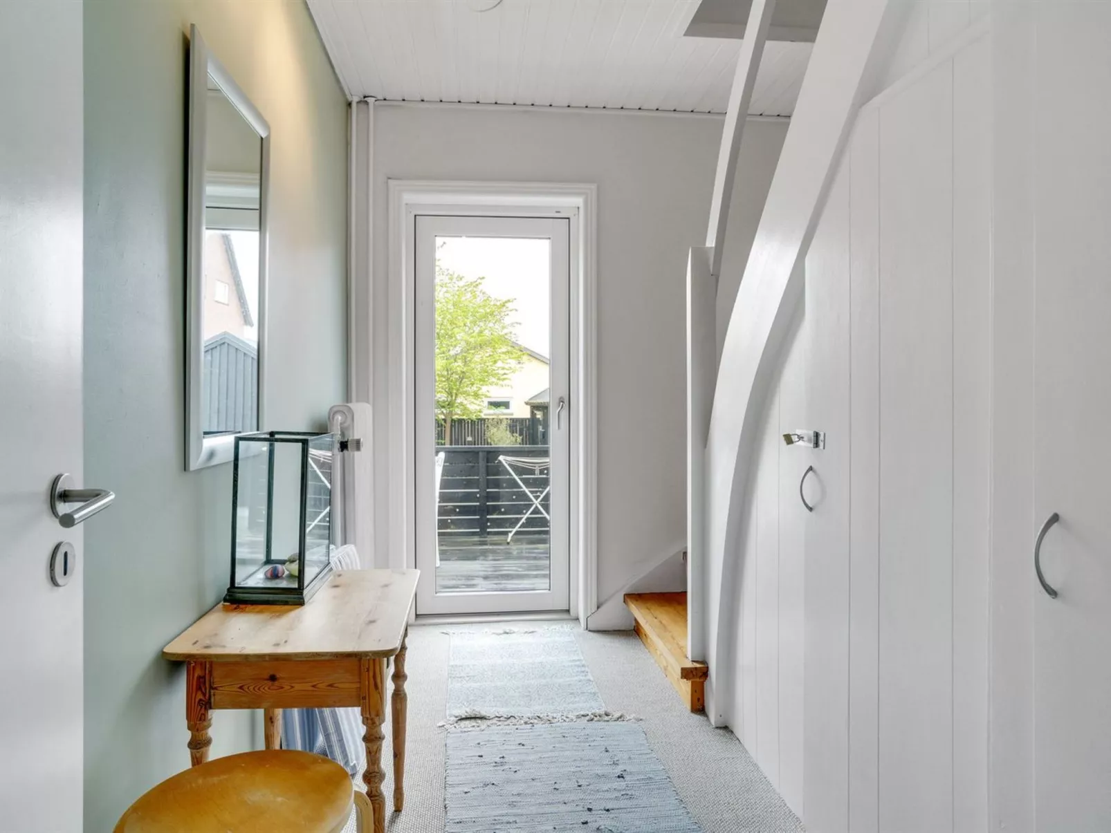 "Evgenia" - 950m from the sea-Binnen