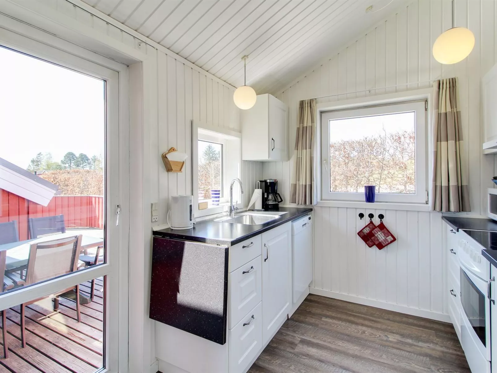 "Rani" - 800m from the sea-Binnen