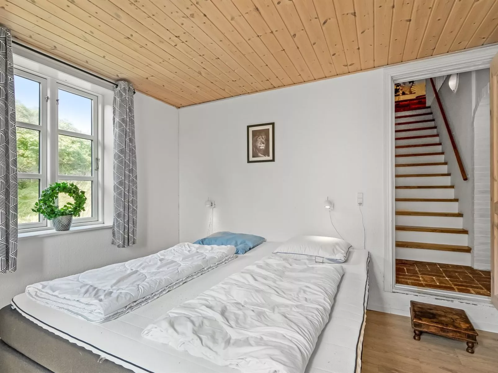 "Urte" -  from the sea-Binnen