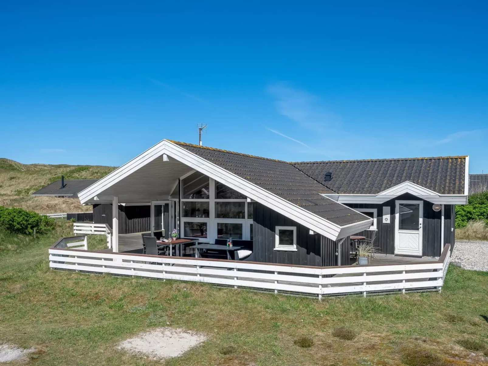 "Sylta" -  from the sea-Buiten