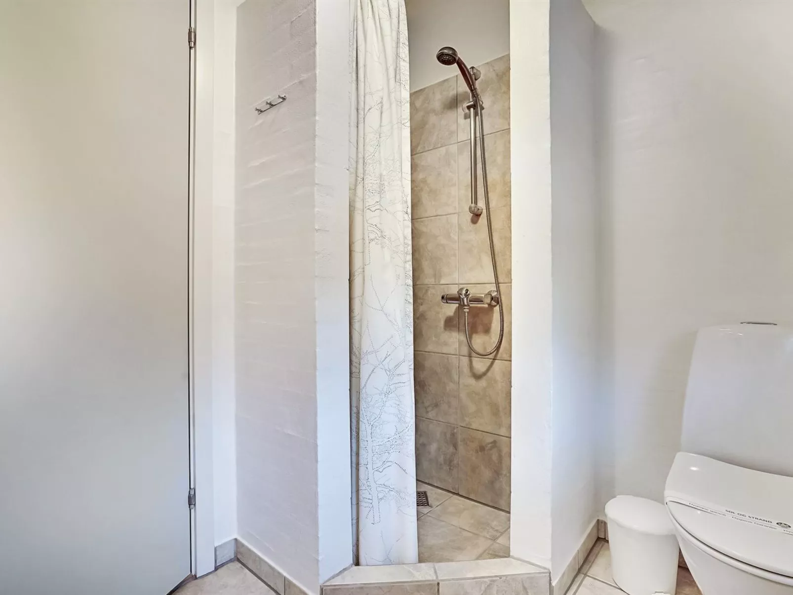 "Guththorm" - 600m from the sea-Binnen