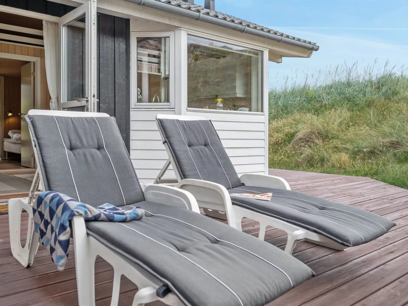 "Asvalde" - 150m from the sea-Buiten