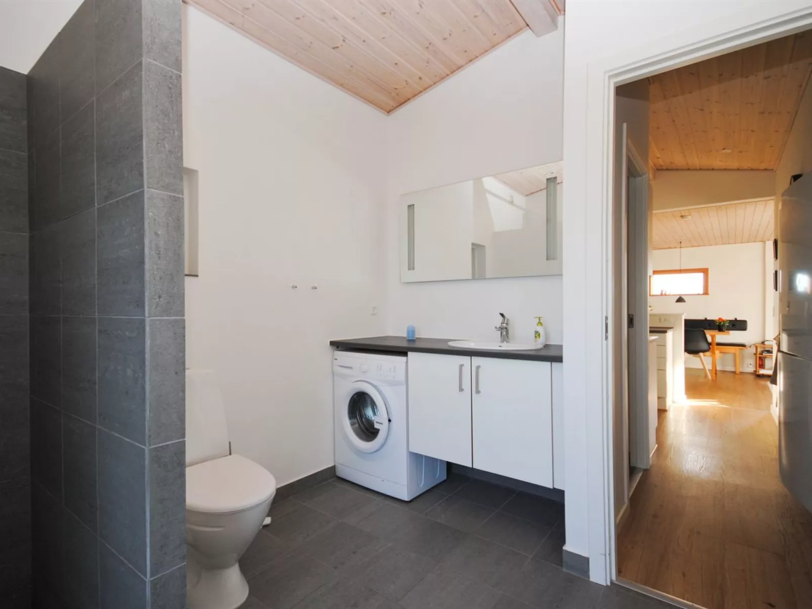 "Legolas" - 50m from the sea-Binnen