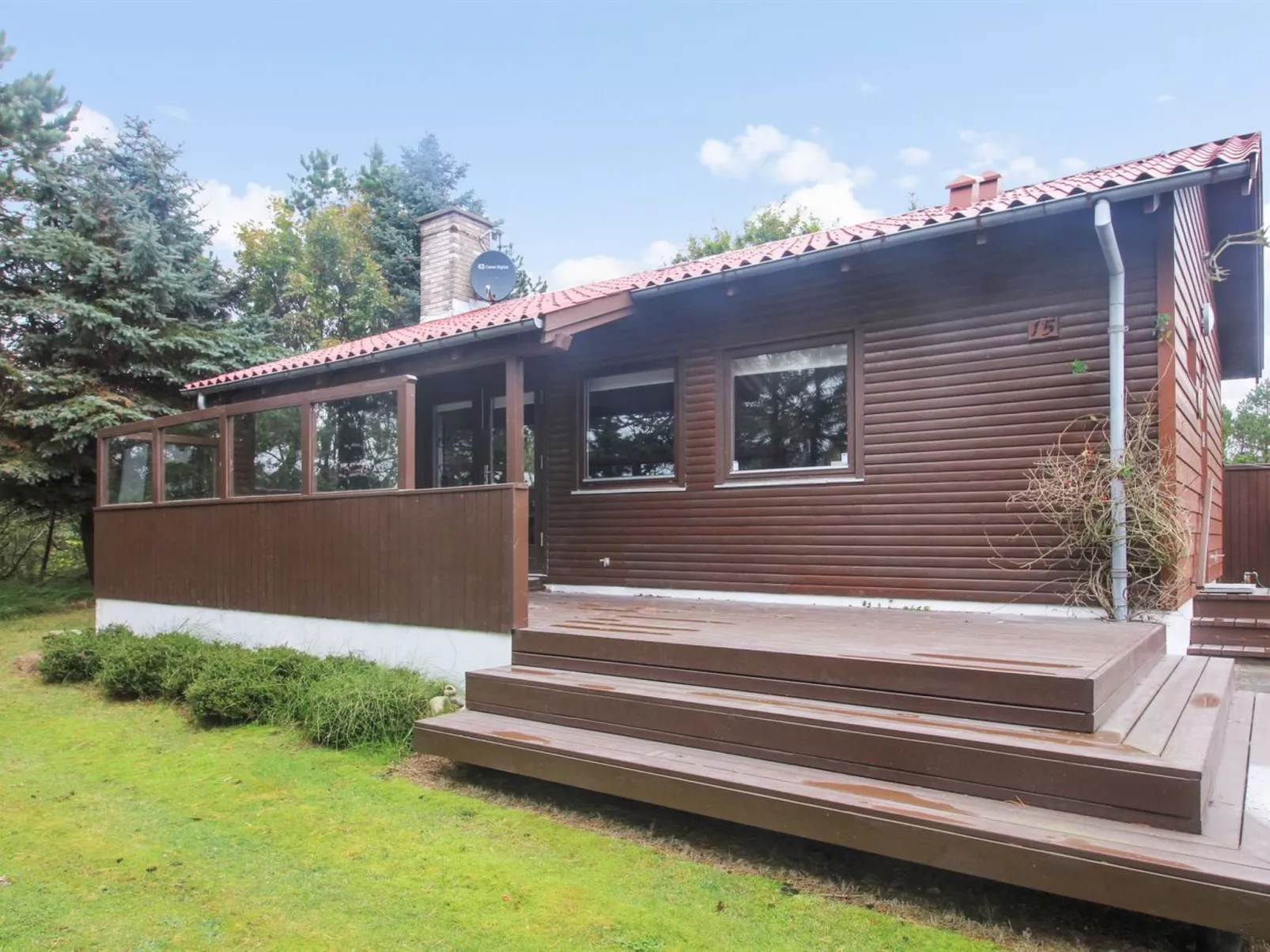 "Eine" - 800m from the sea-Buiten