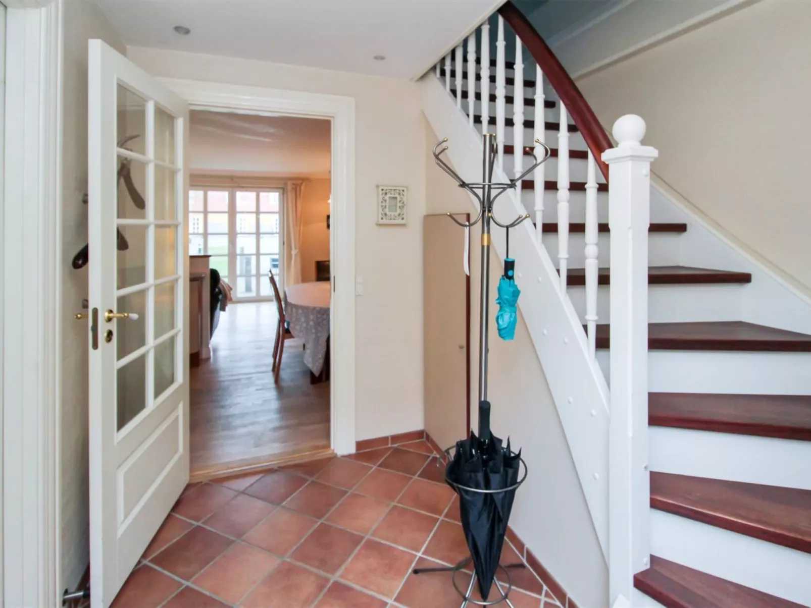 "Swarthovde" - 300m from the sea-Binnen