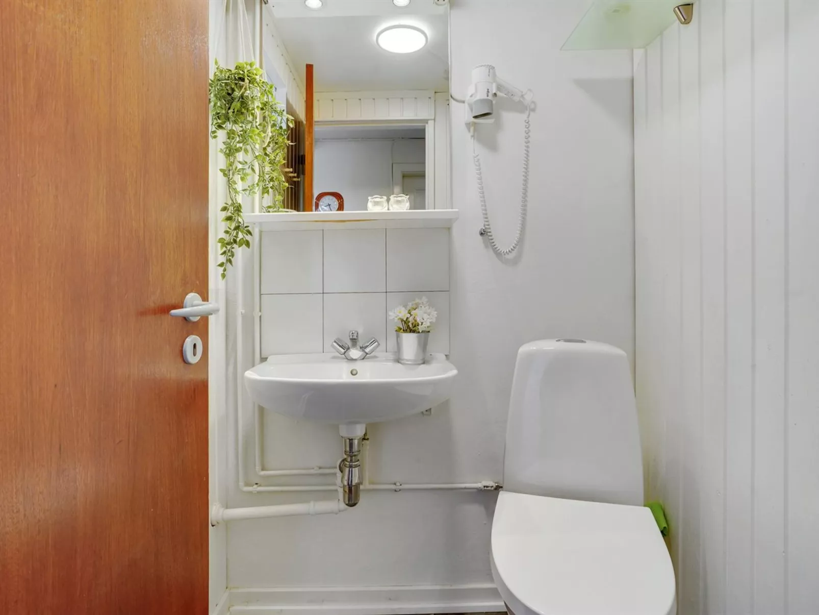 "Kurt" - 600m from the sea-Binnen