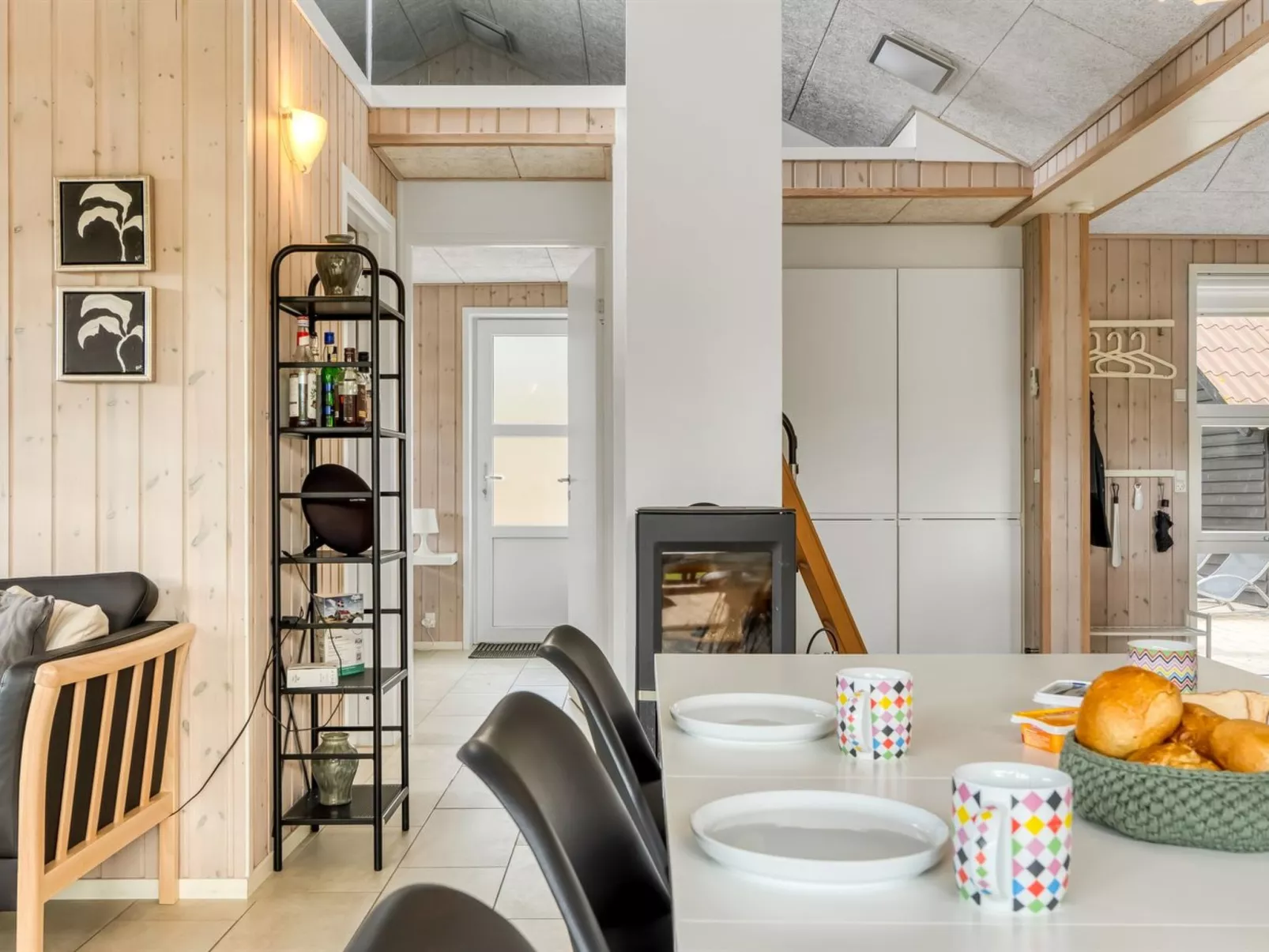 "Alfuin" - 500m from the sea-Binnen