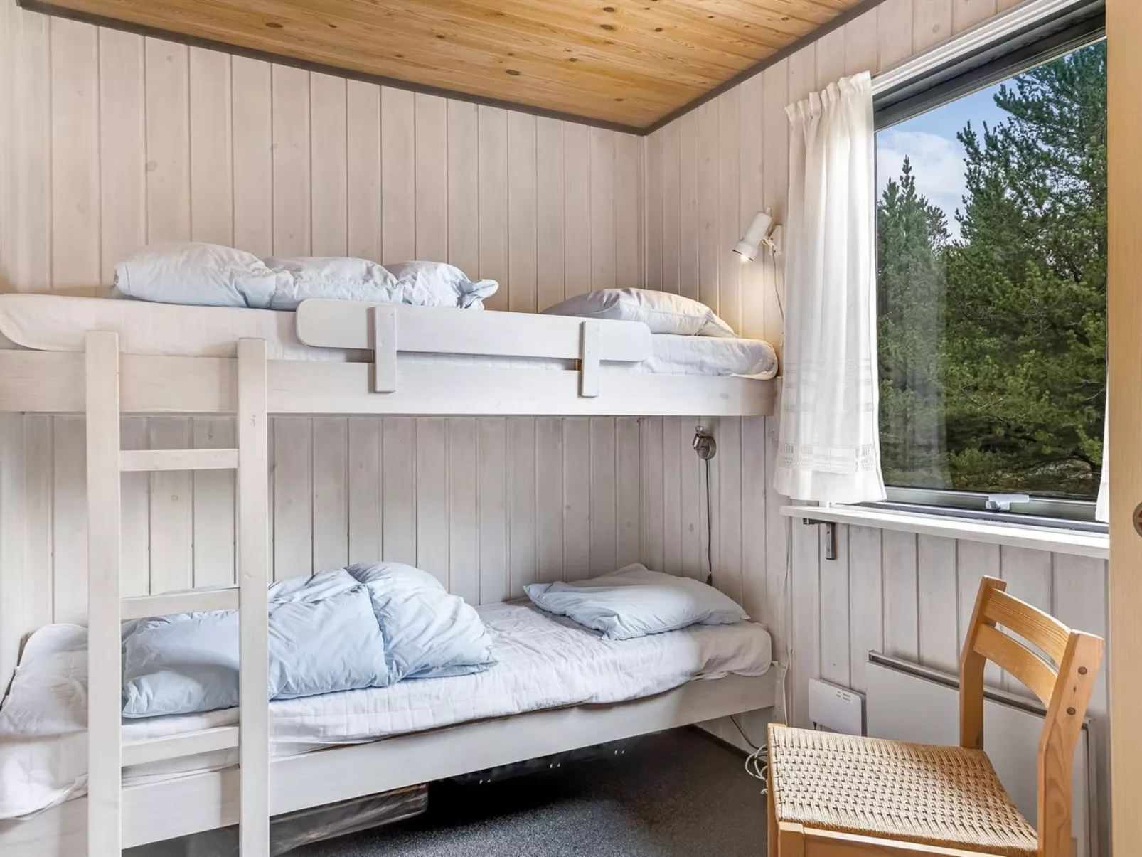 "Falki" - 2.5km from the sea-Binnen