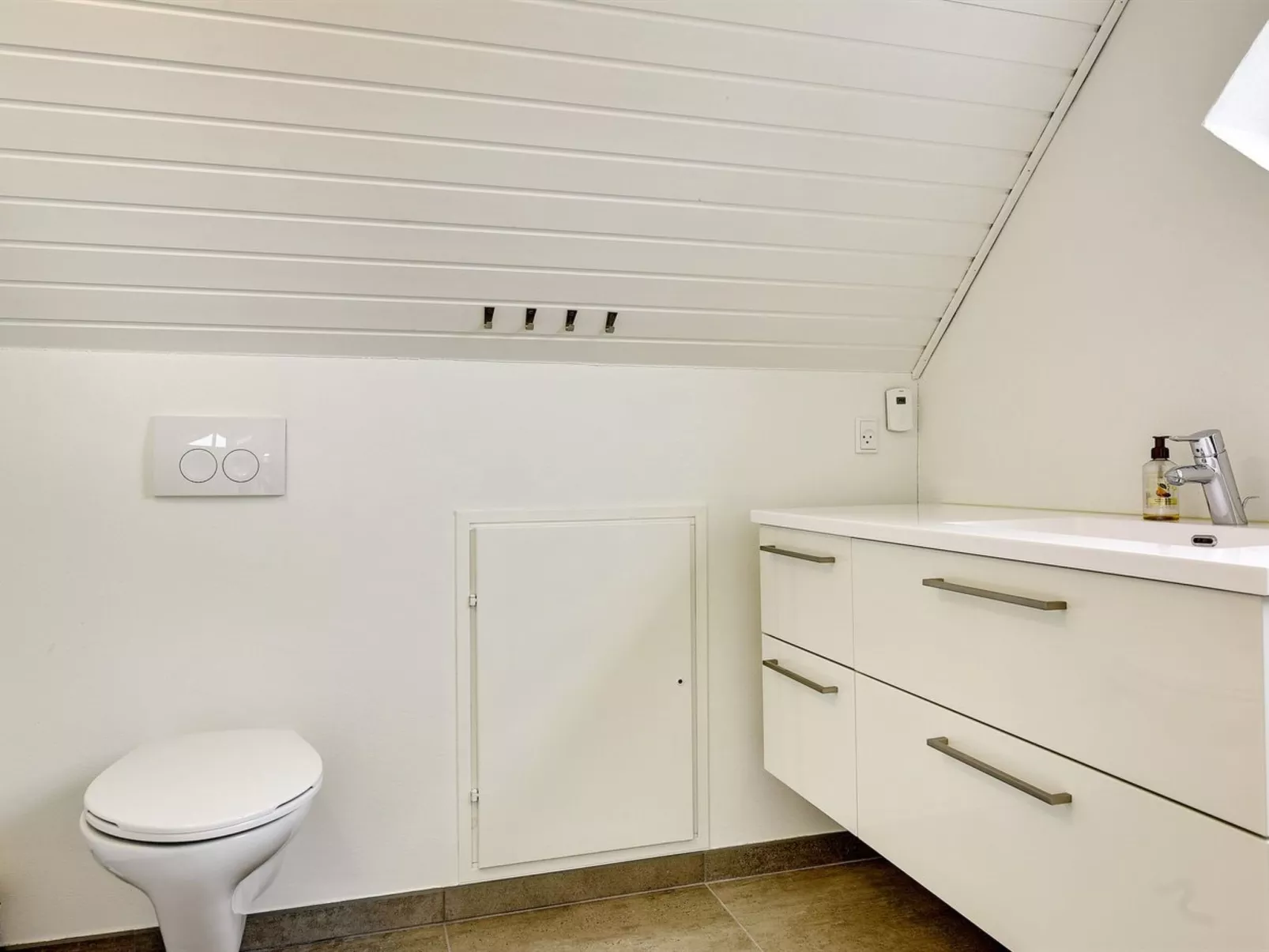 "Hillegonde" - 84m from the sea-Binnen