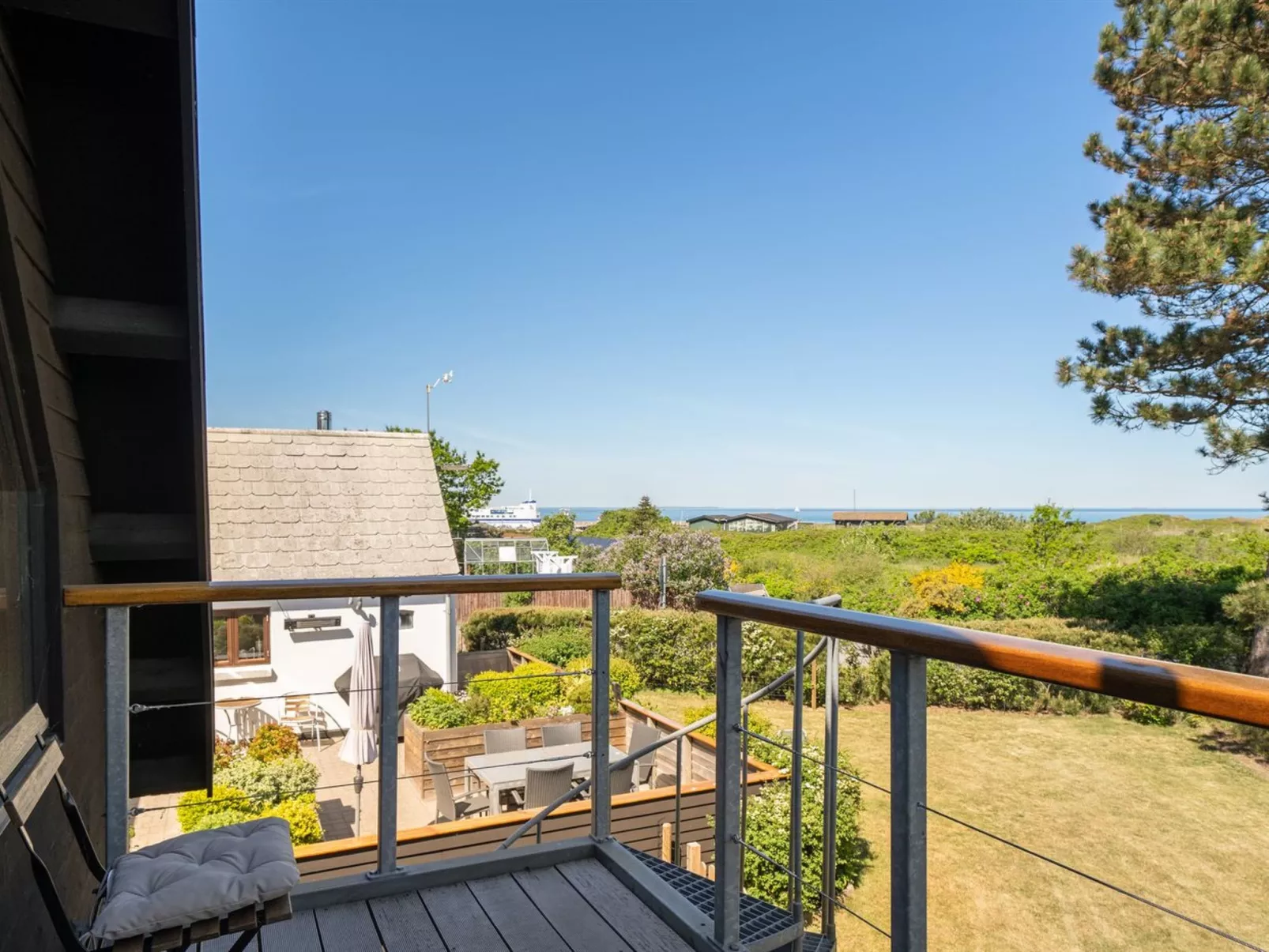 "Eivi" - 150m from the sea-Buiten