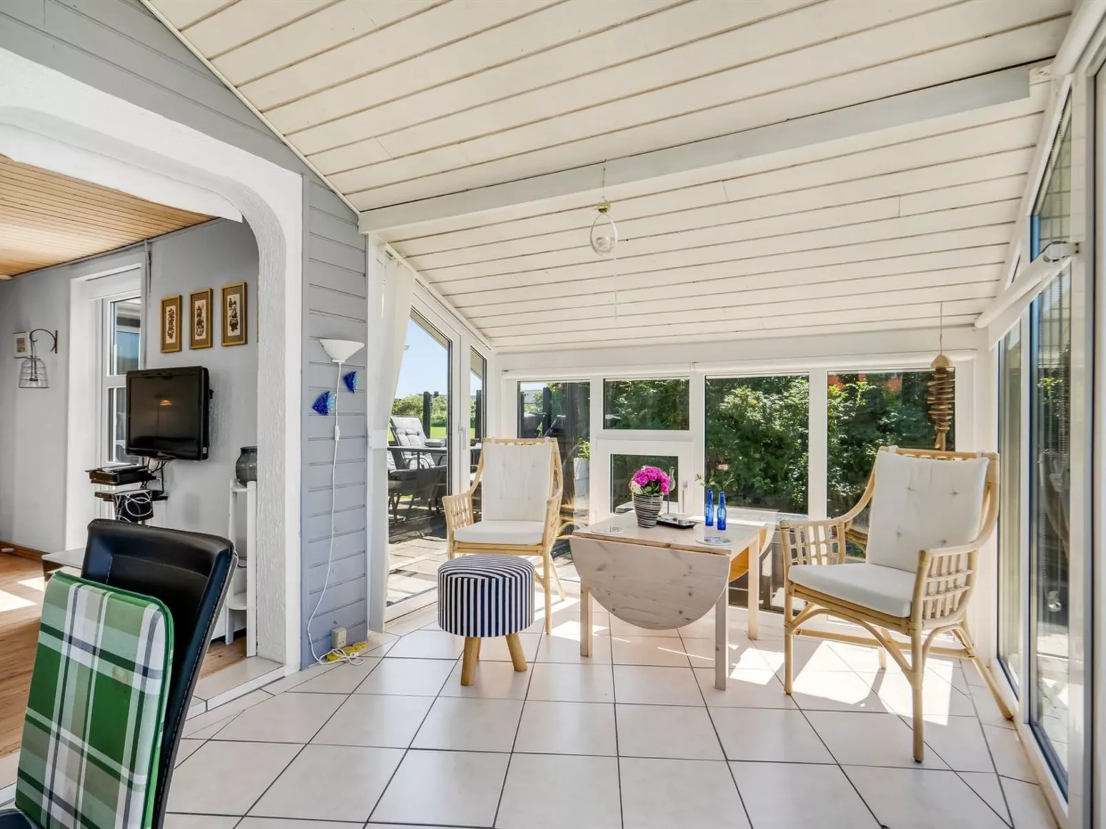 "Telse" - 375m from the sea-Binnen