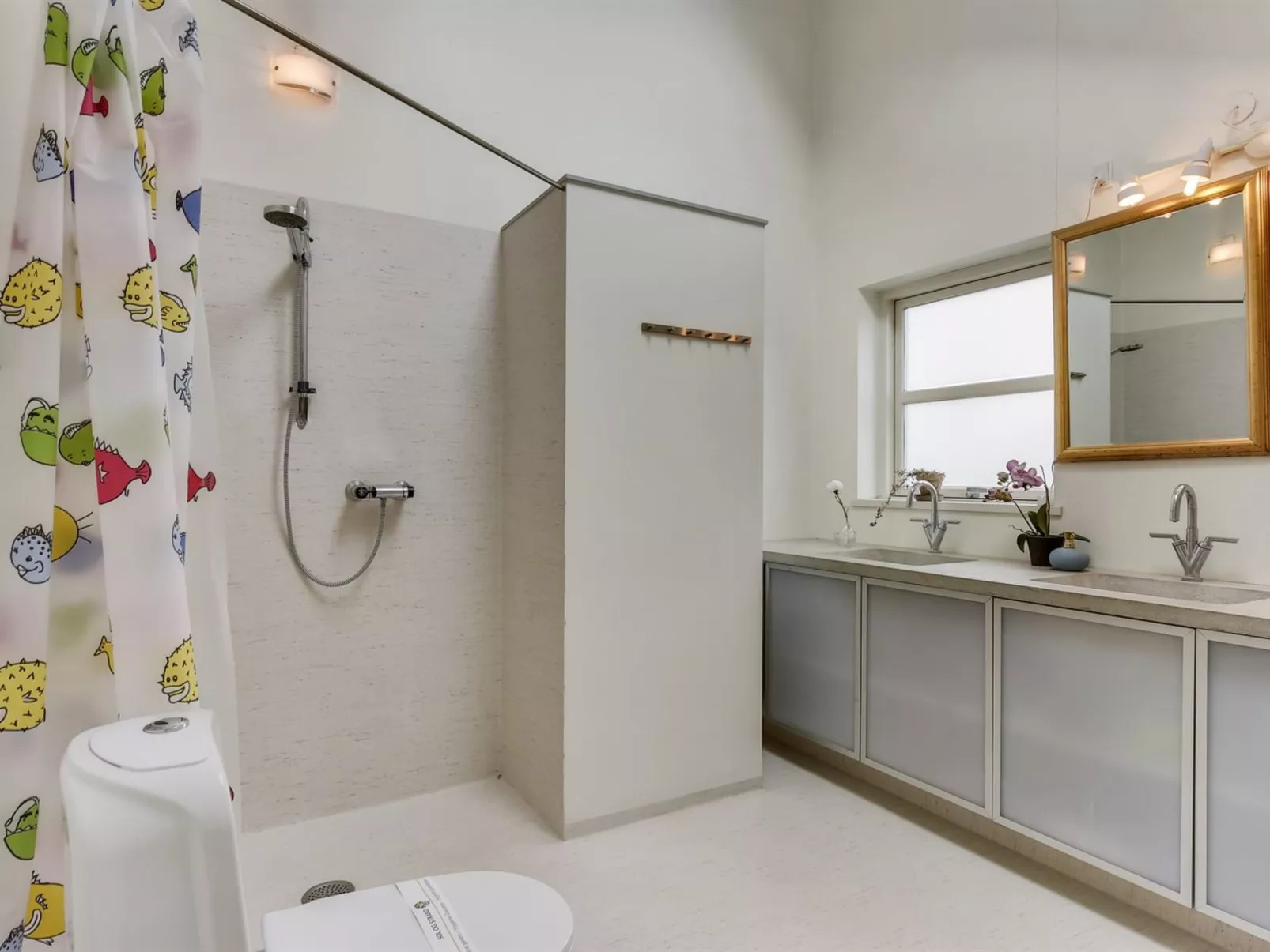 "Bjerund" - 250m from the sea-Binnen