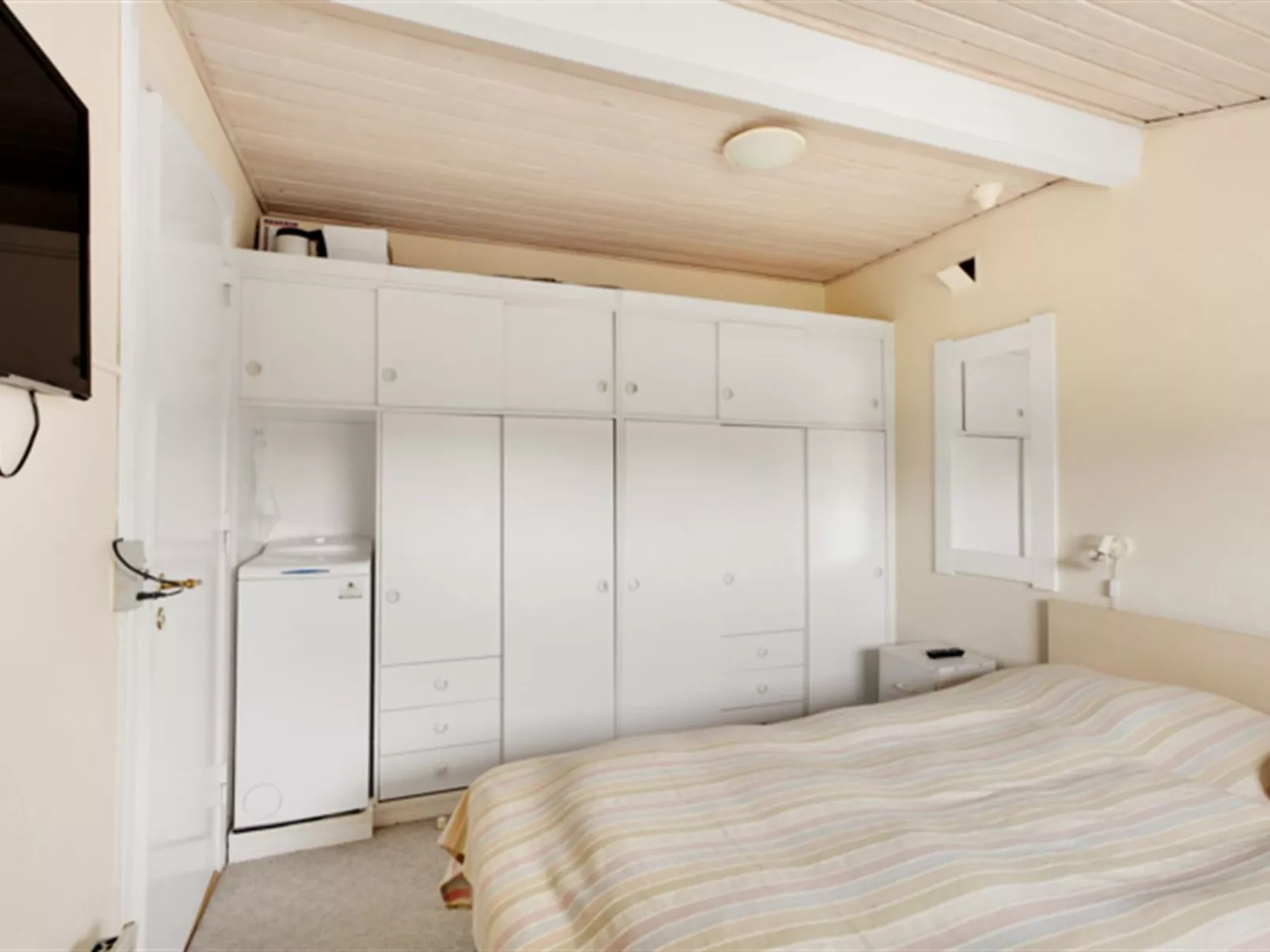 "Pupa" - 500m from the sea-Binnen