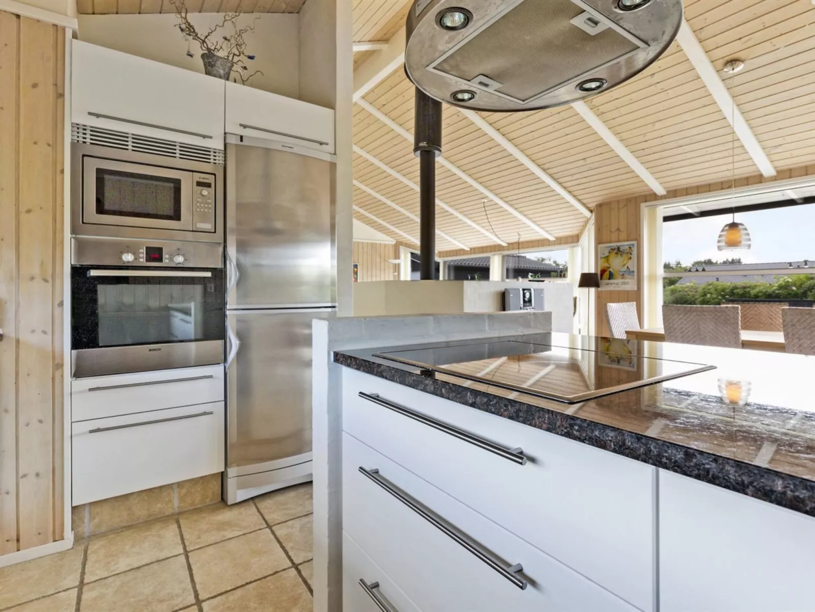 "Tatyana" - 1.0km from the sea-Binnen