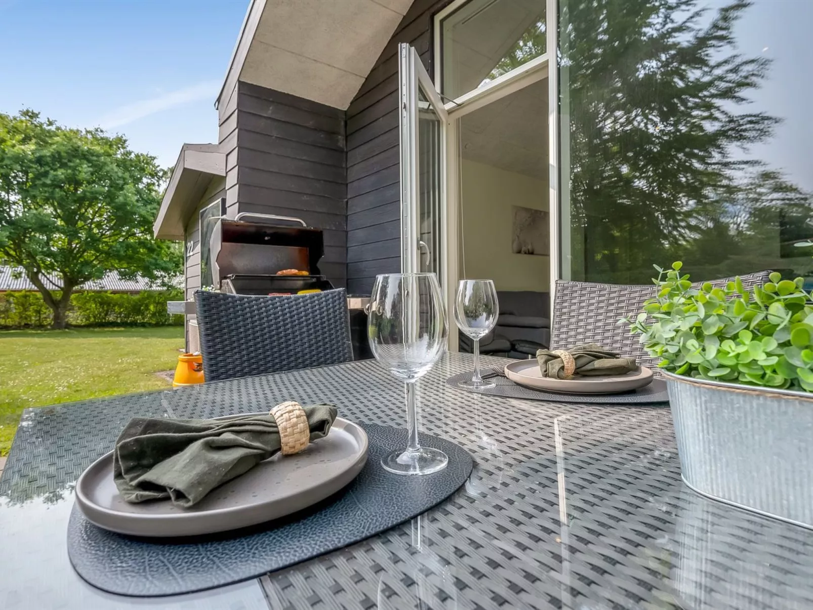 "Sunja" - 450m from the sea-Buiten