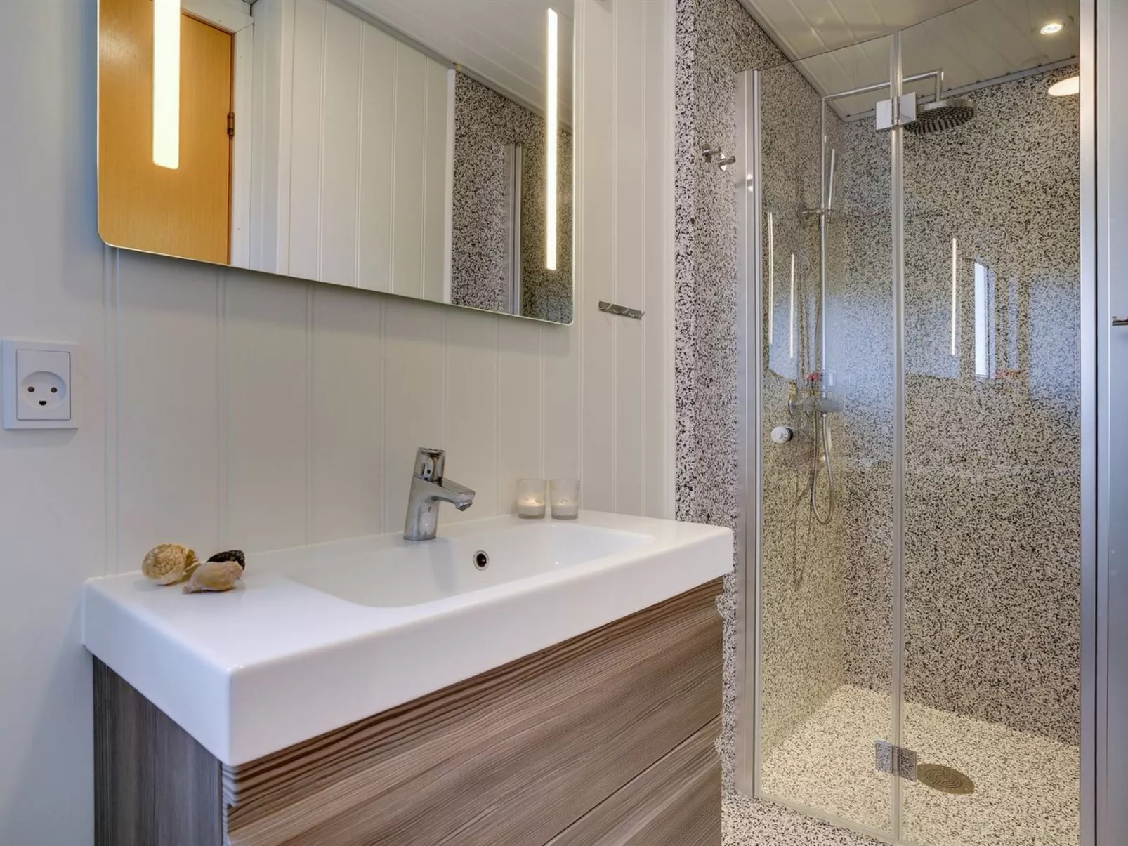 "Stojmena" - 200m from the sea-Binnen