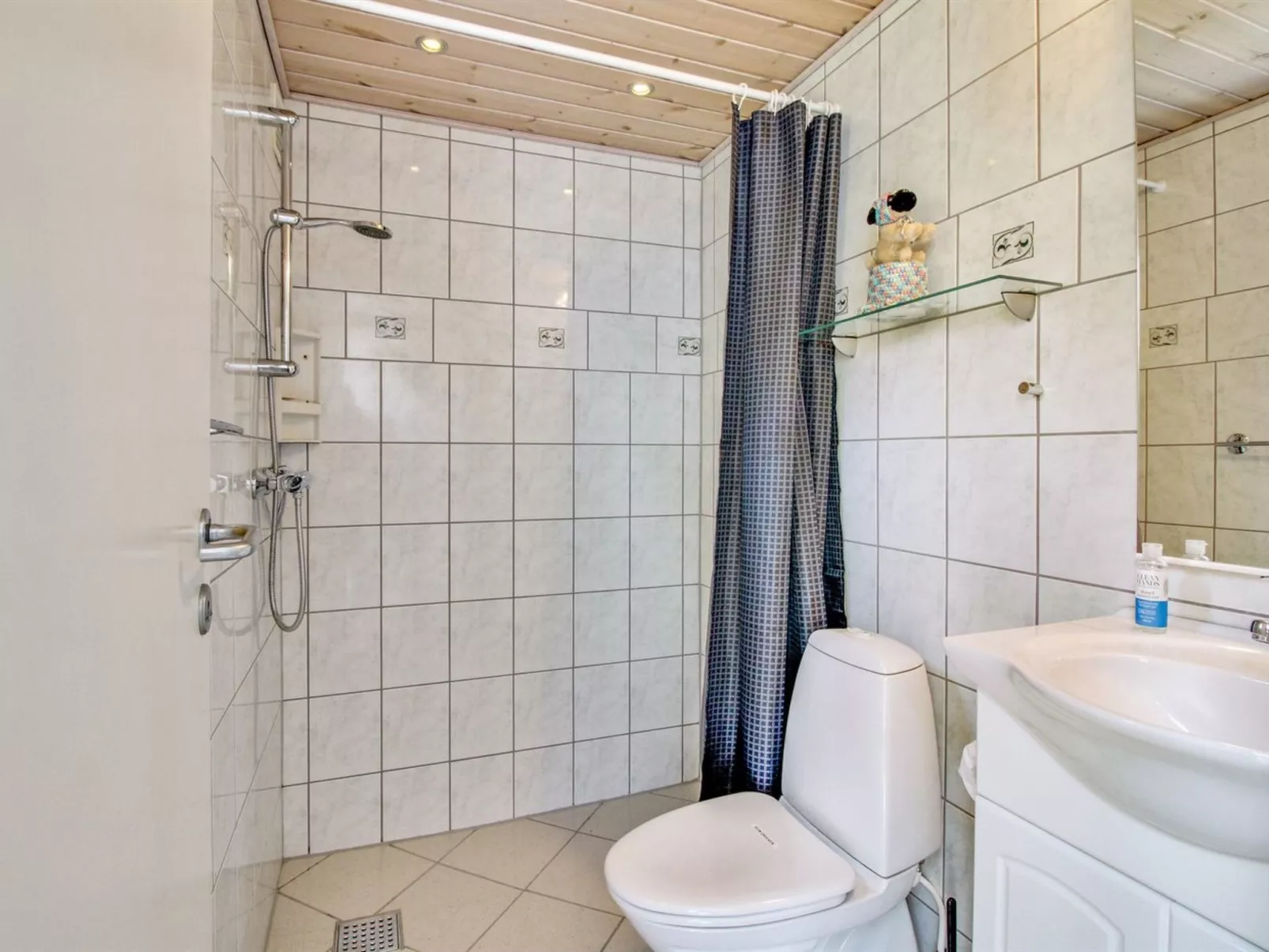 "Sora" - 2km from the sea-Binnen