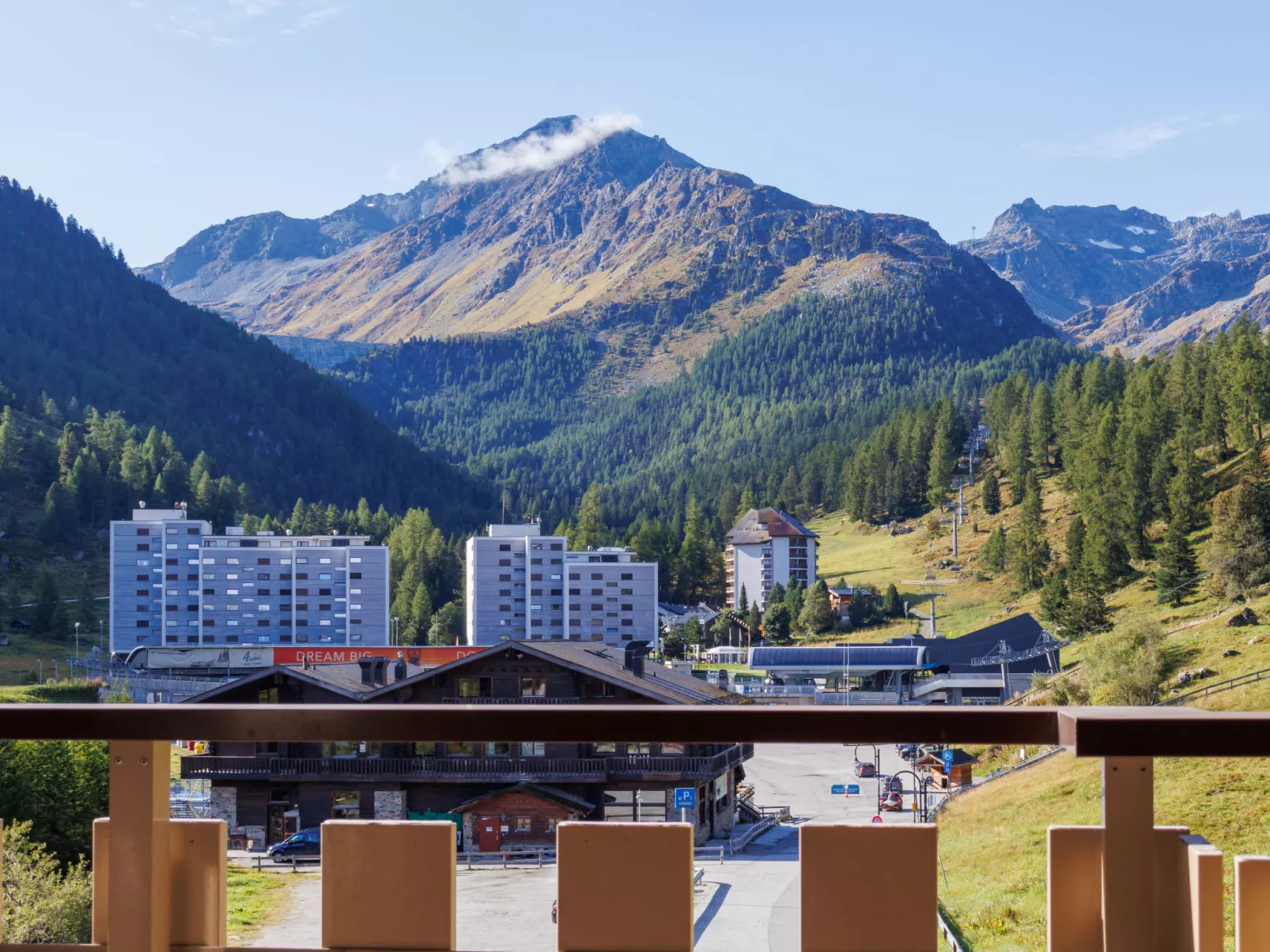 Dents Rousses H2-Buiten