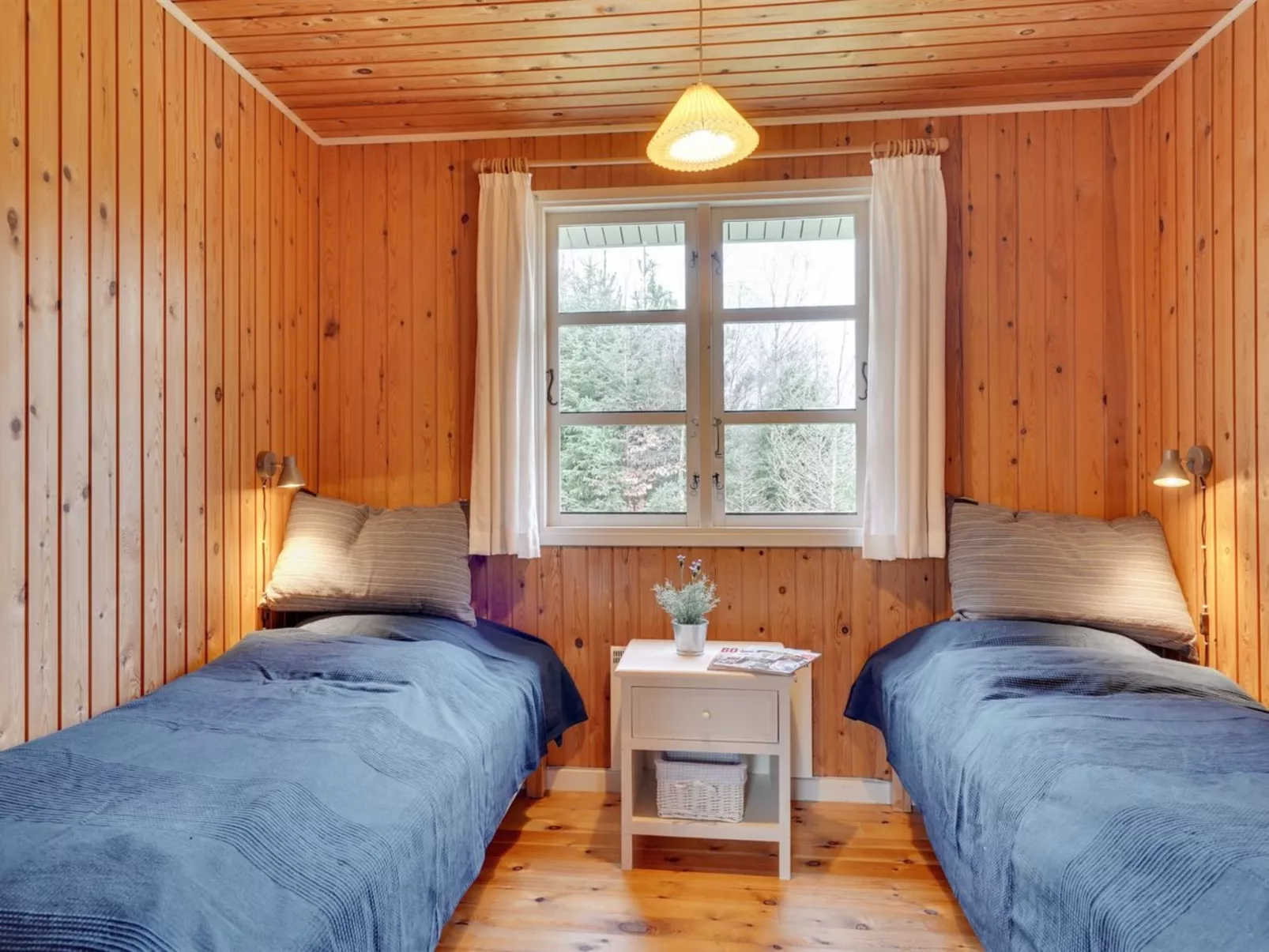 "Gizelle" - 1.5km from the sea-Binnen