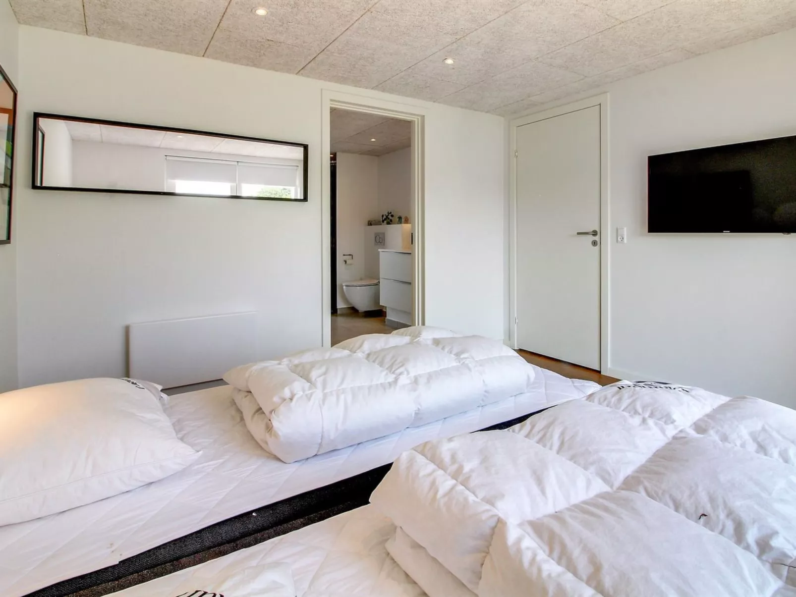 "Thorfin" - 200m from the sea-Binnen